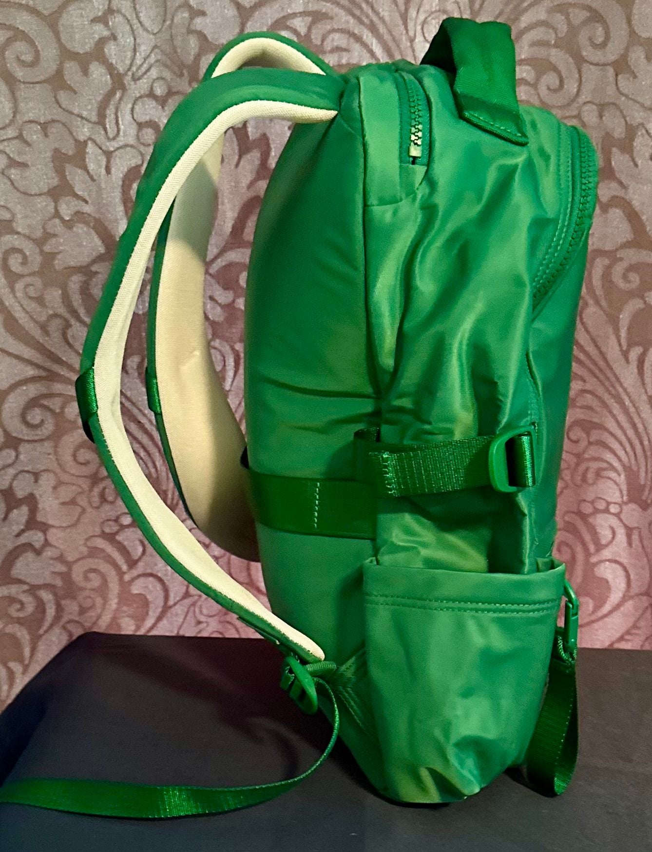 Lululemon New Crew Backpack 22L Green 5