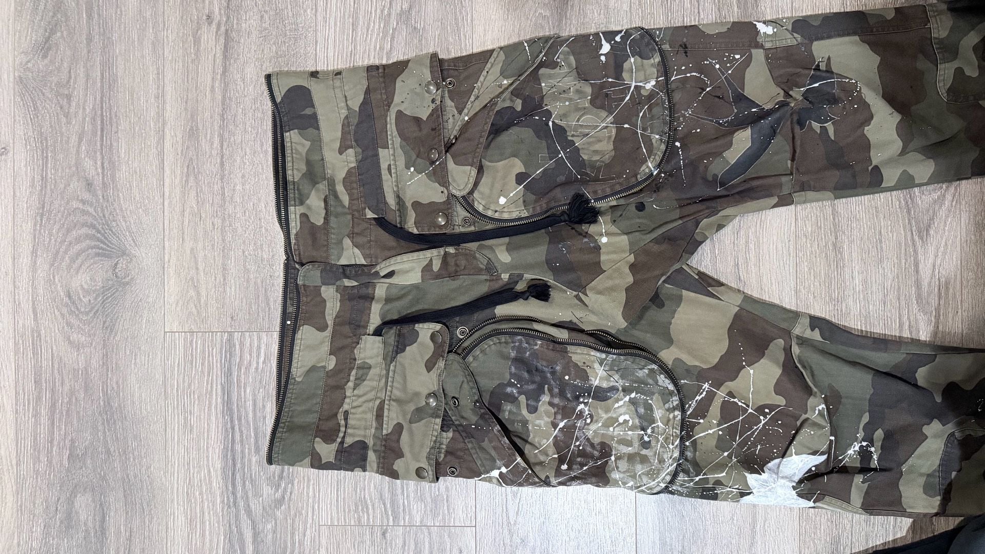 Faith Connexion Cargo Pants Size M Camo Paint Splatter 7