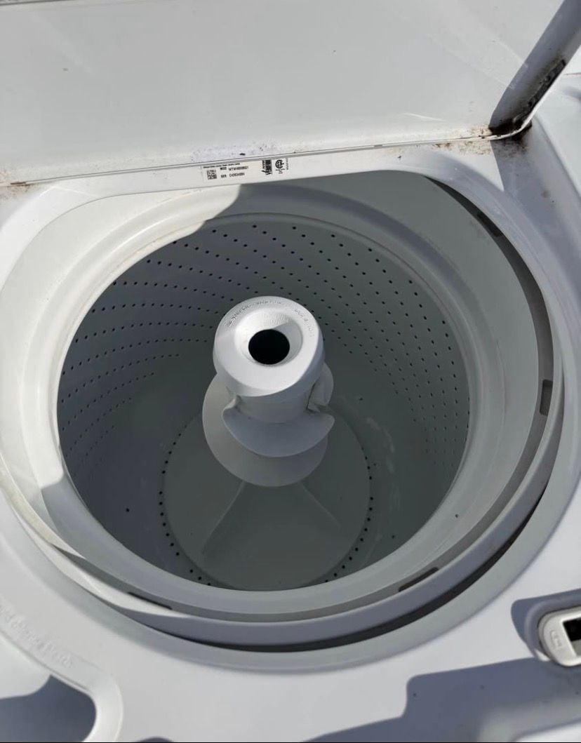 Whirlpool® working washer 2