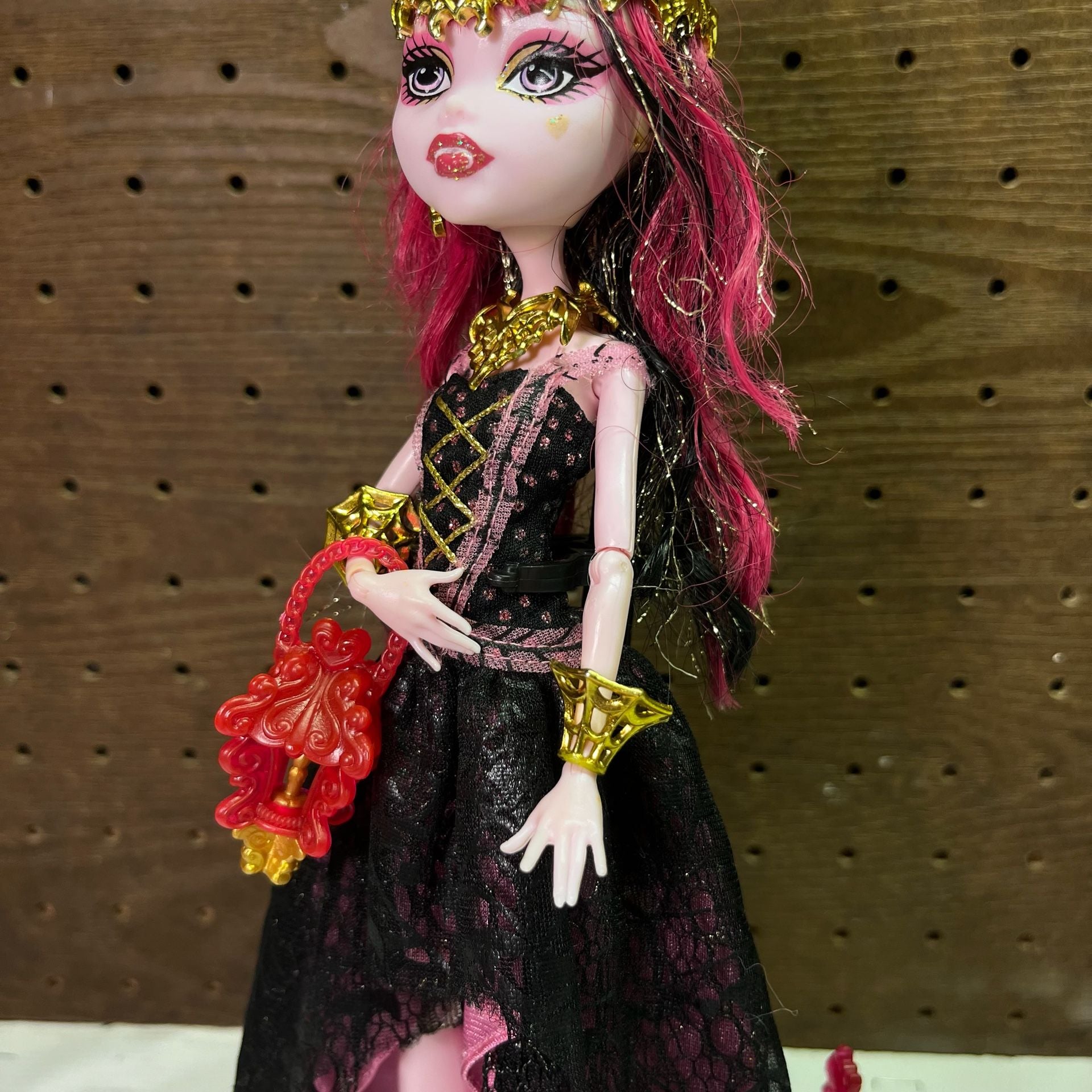 Monster High 13 Wishes Draculaura Doll 3