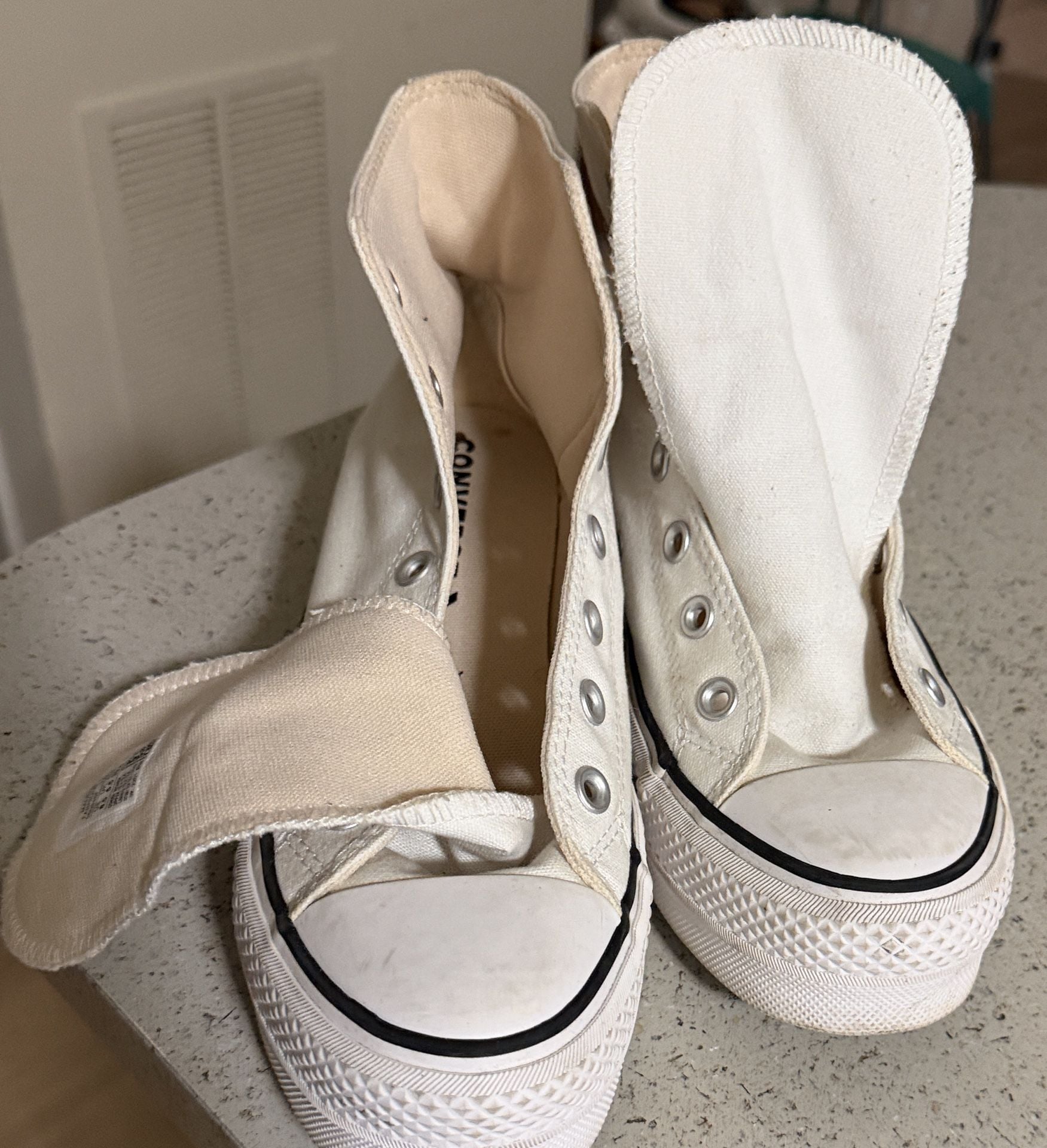 NEW Converse Chuck Taylor All Star Lift 1
