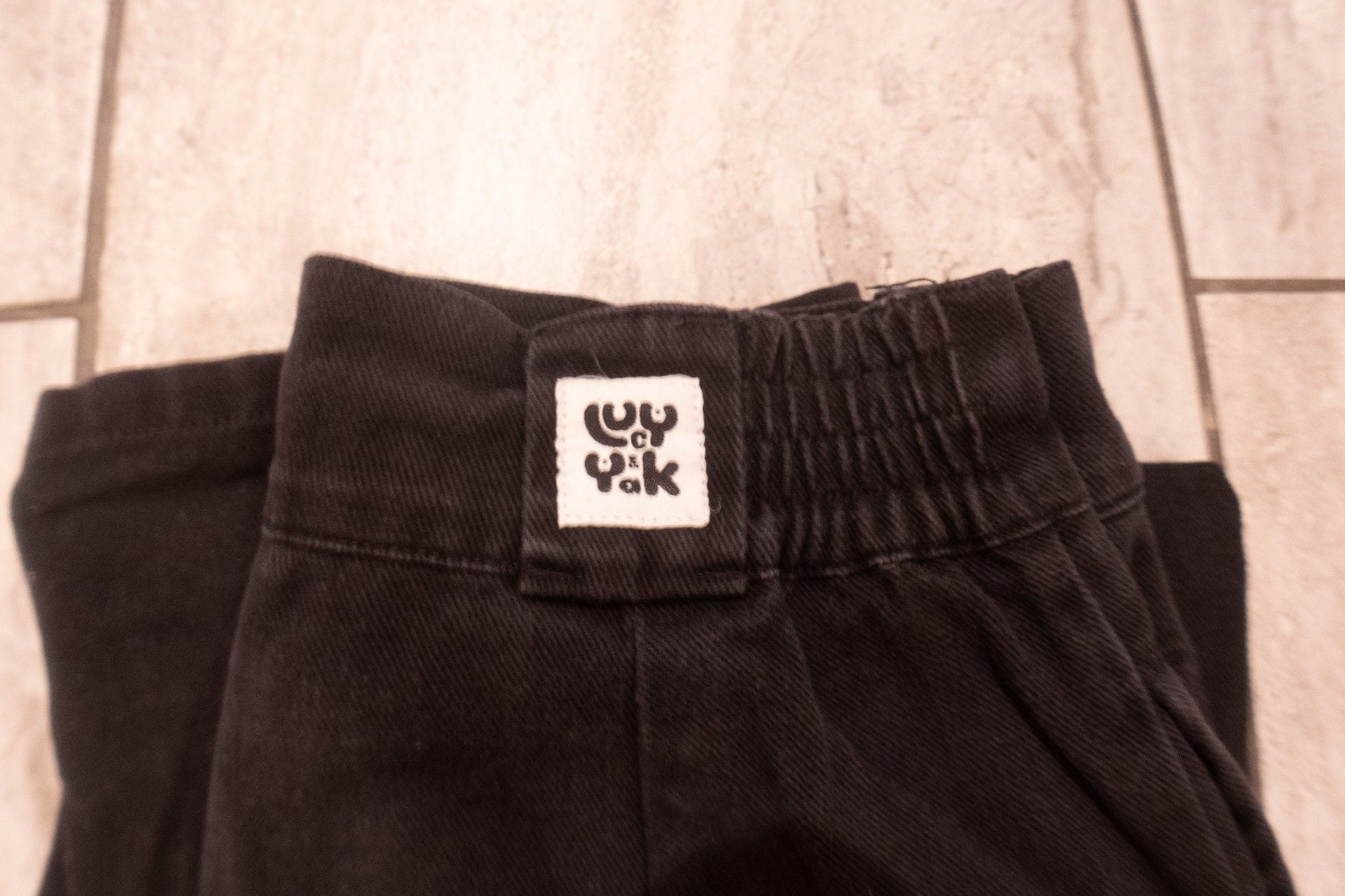 Lucy And Yak Trousers Size W28/R Black Pleated Pants 4