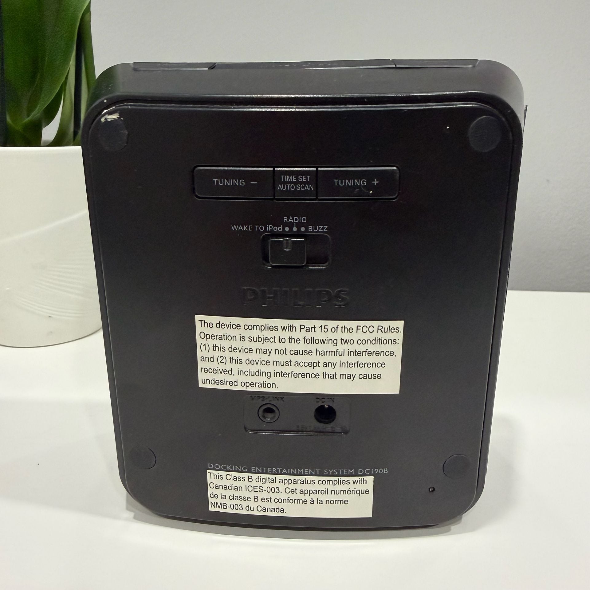 Philips Docking Entertainment System DC190B untested 6