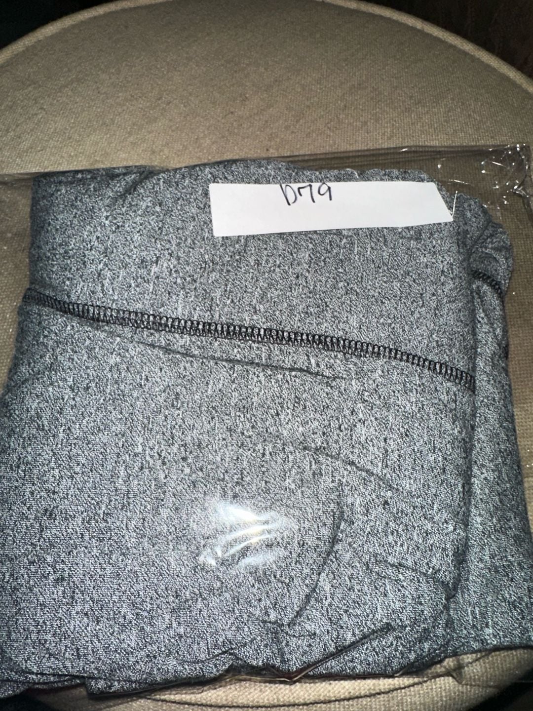 Under Armour HeatGear Hooded Shirt Size MD Gray Athletic 5