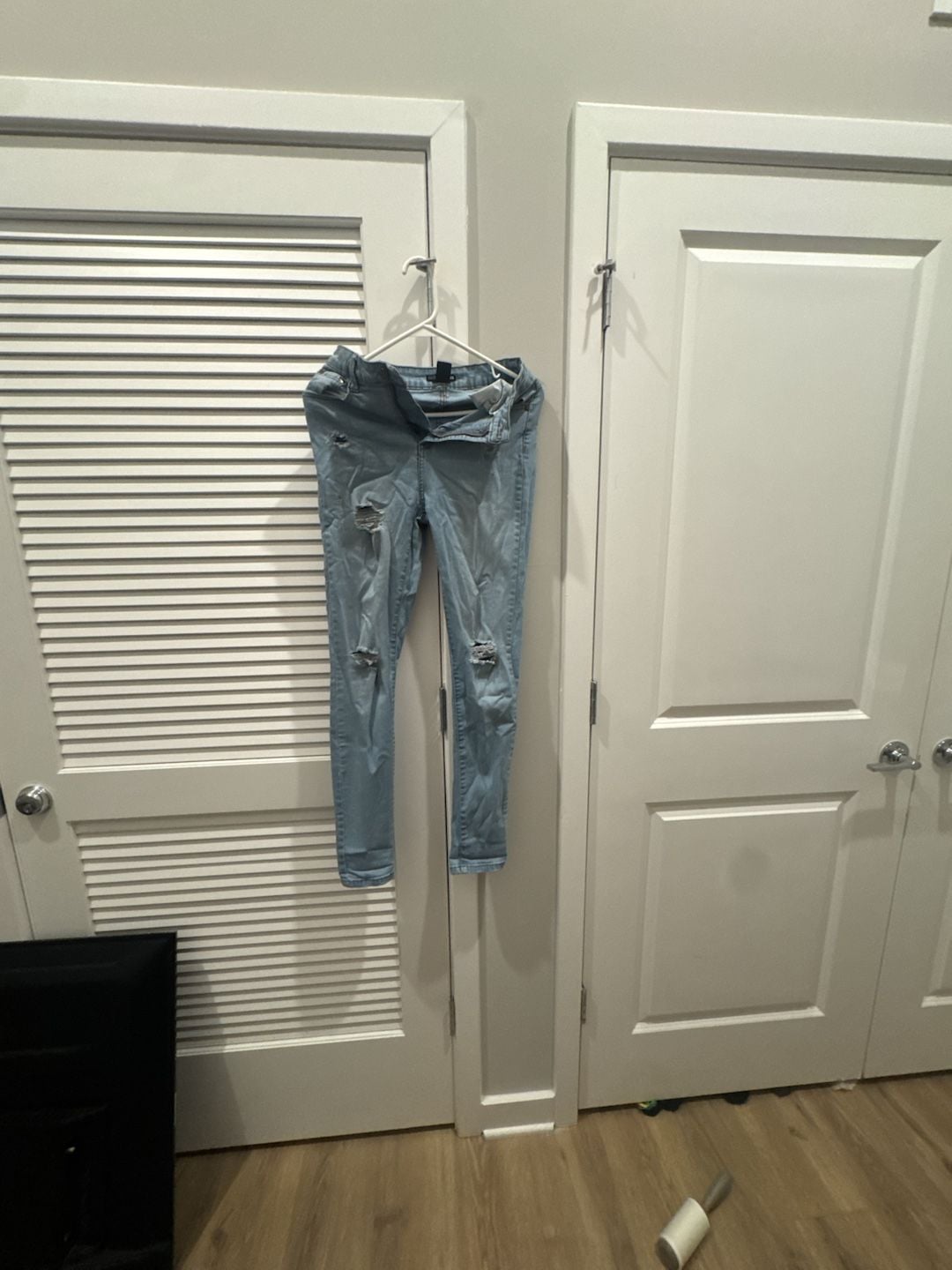 Fashion Nova Ripped Skinny Jeans Light Blue Distressed 2