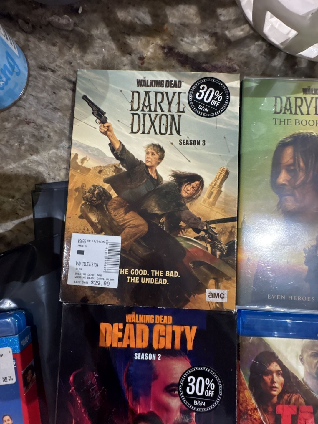 AMC The walking dead Spin-Off Show Bundle
5
