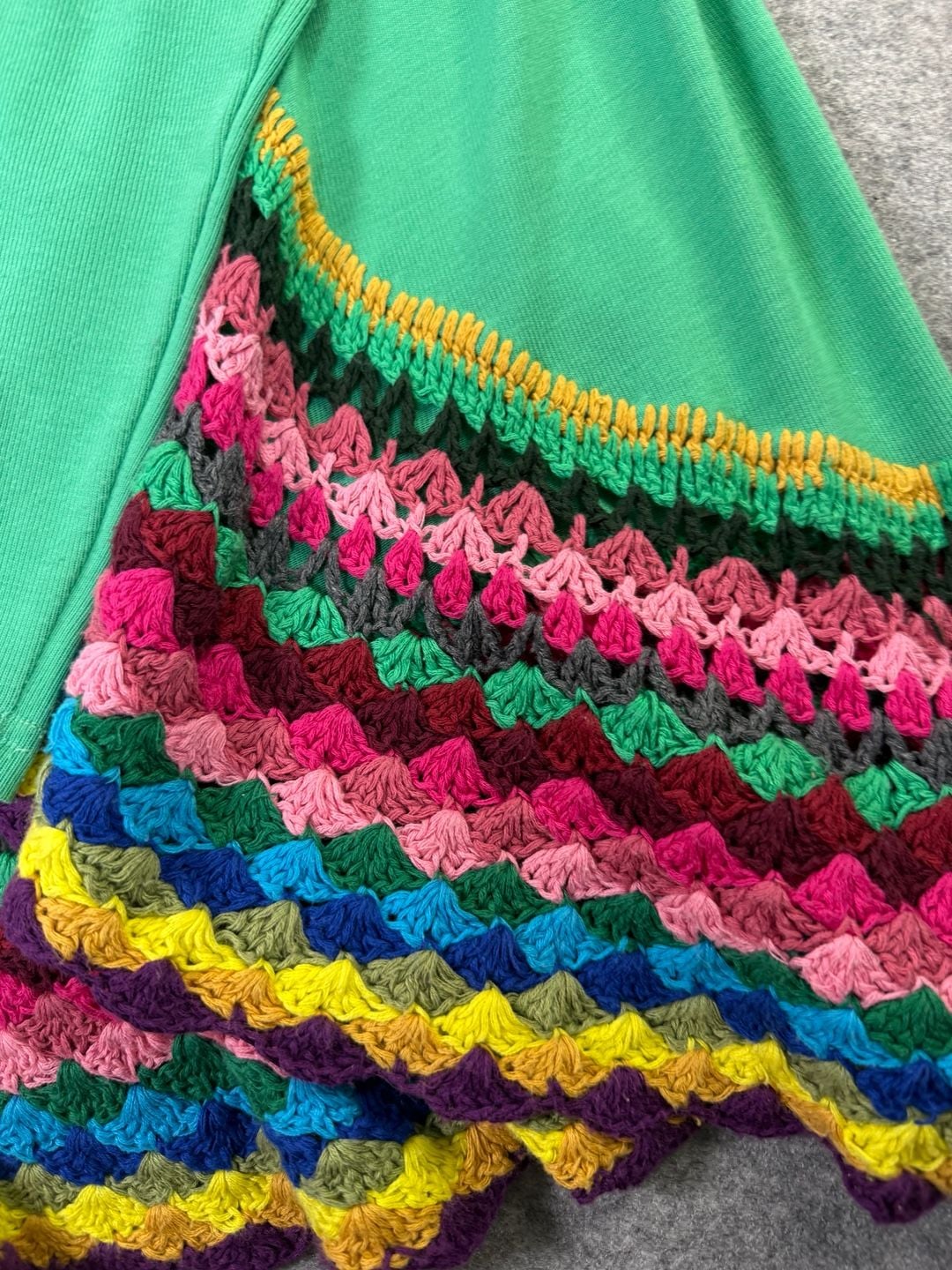 Double Zero Cardigan Size M Green Rainbow Crochet Trim Open Front 6