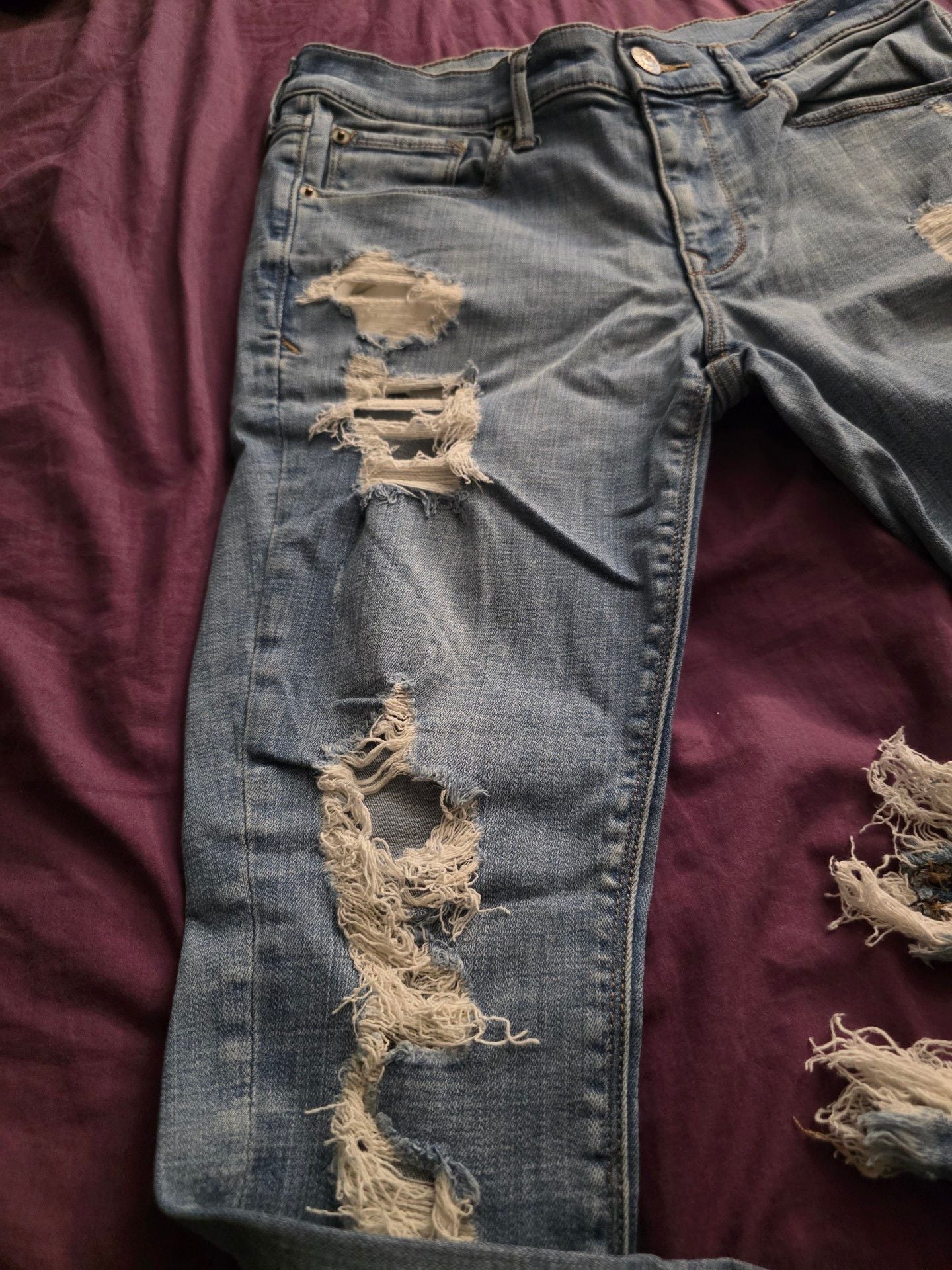 Express Distressed Jeans Light Wash 2