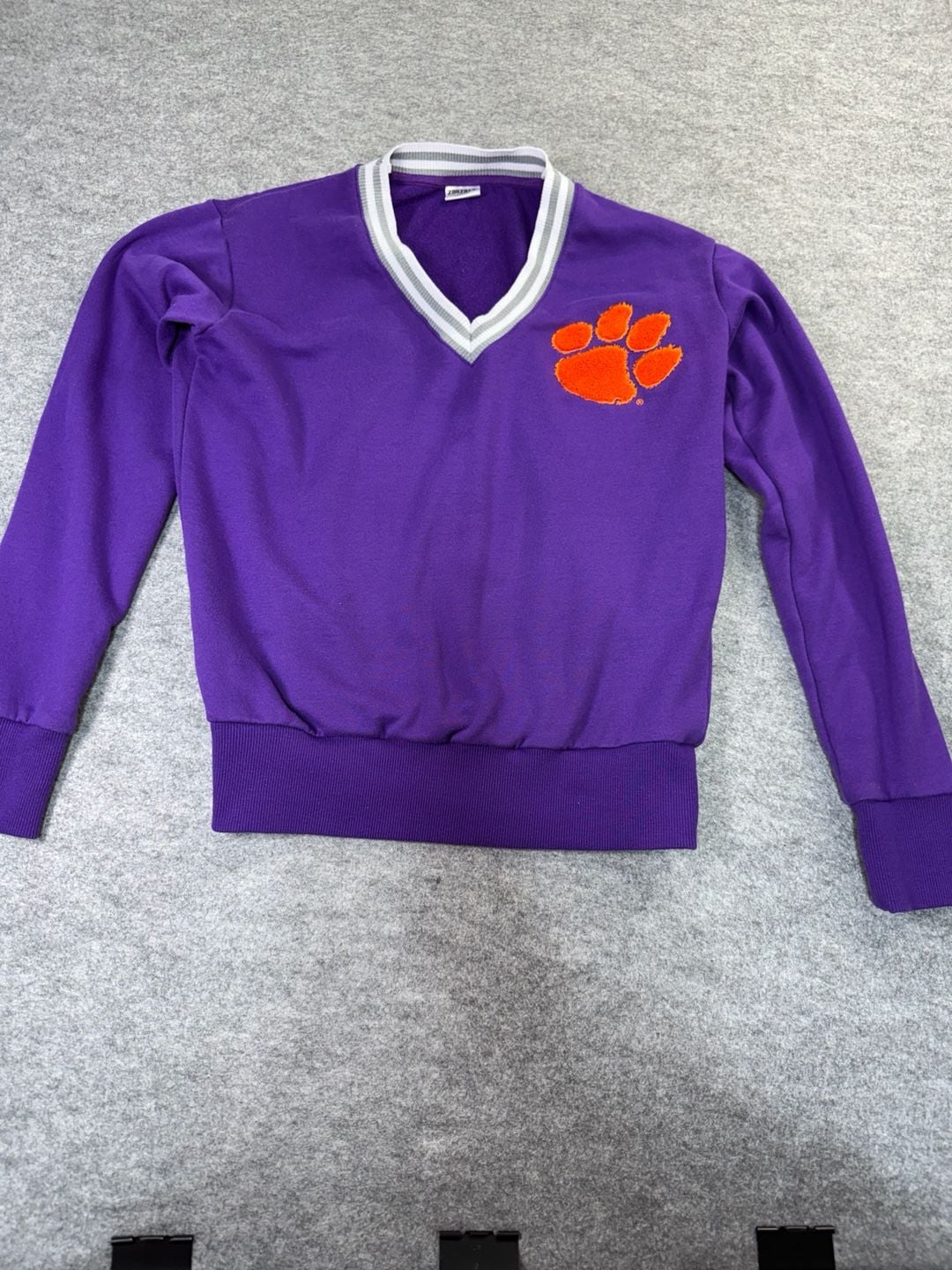 Vintage Zoozatz Clemson Tigers Sweatshirt Size XS Purple Orange V-Neck Pullover 2