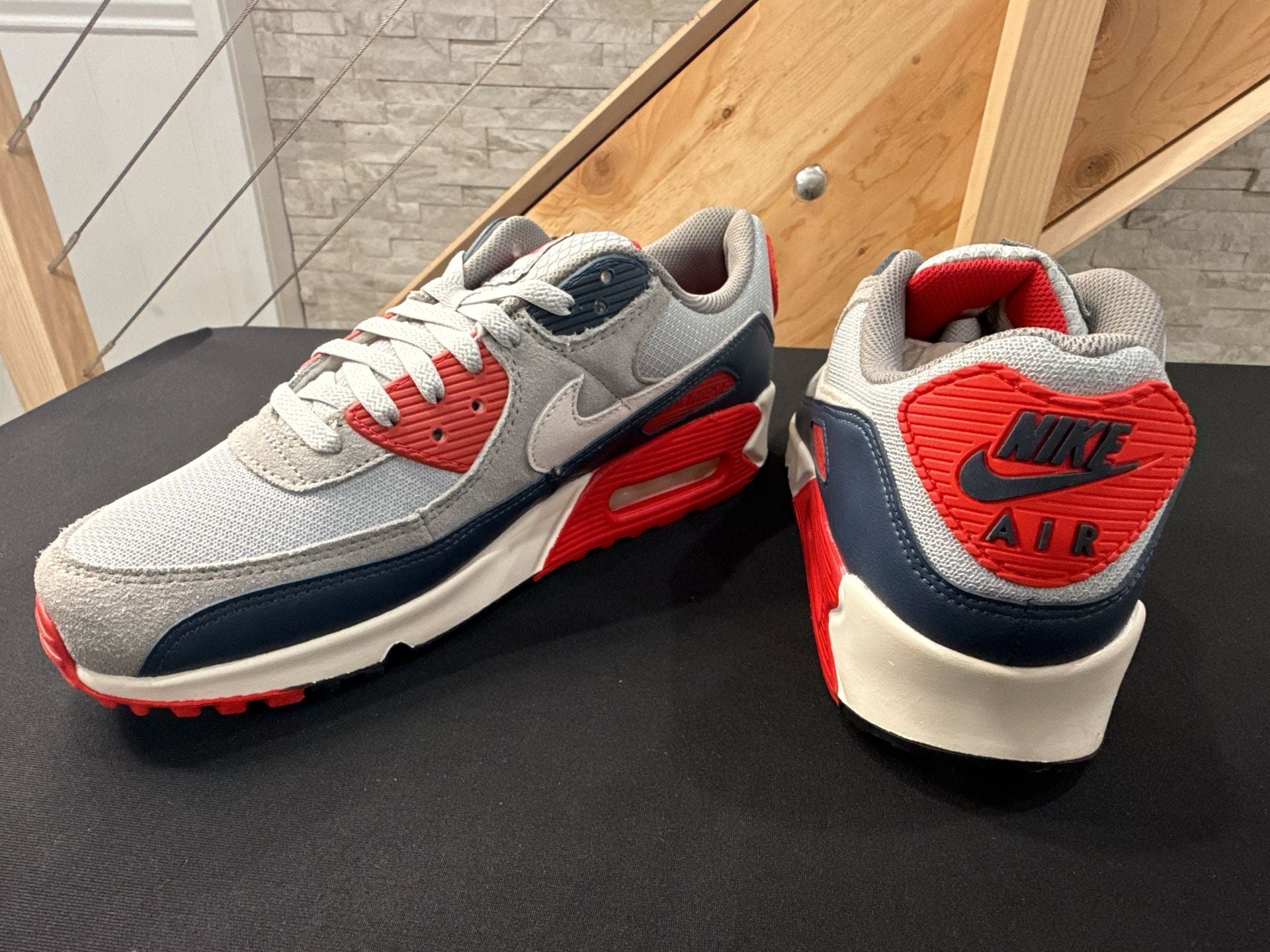 Nike Air Max 90 Size 10 Lt Smoke Grey Phantom USA Navy Red Sneakers 3