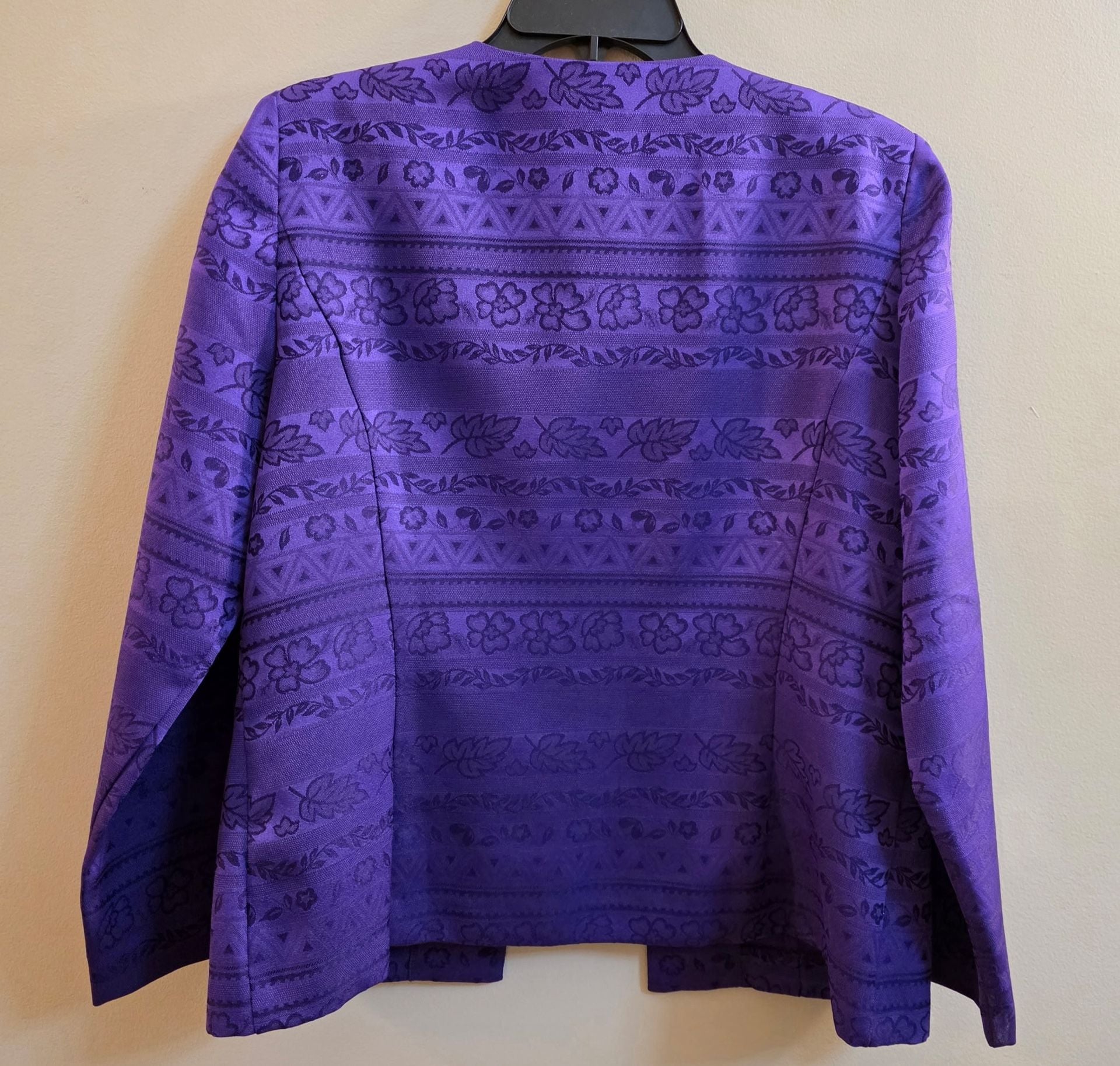 KARI New York Open Front Jacket Size 14p purple Floral Jacquard 3