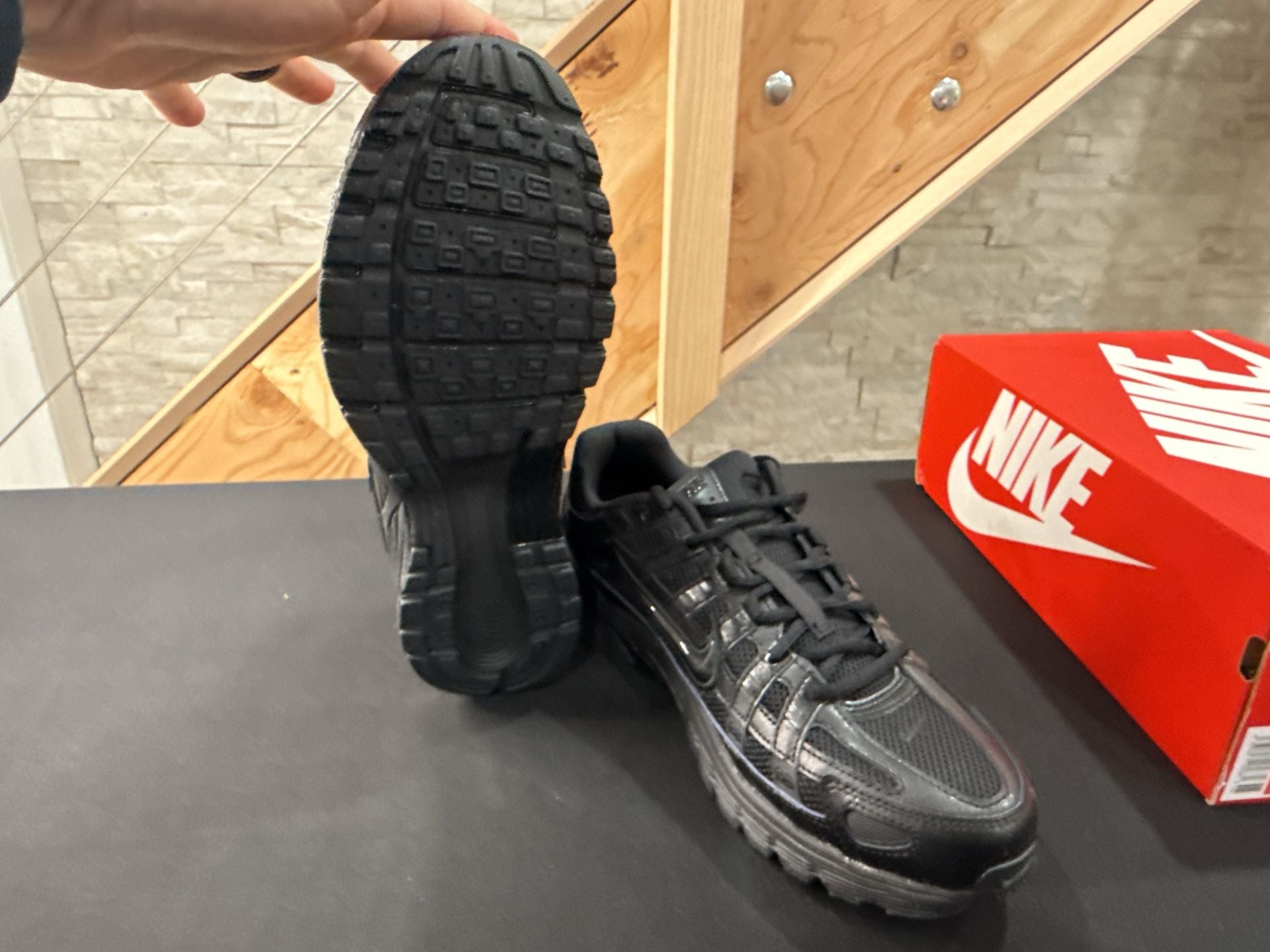 Product thumbnail 4