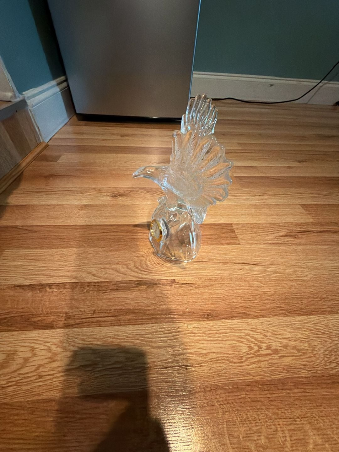 Royal Crystal Rock RCR Lead Crystal Eagle Figurine with Inset Clock 5
