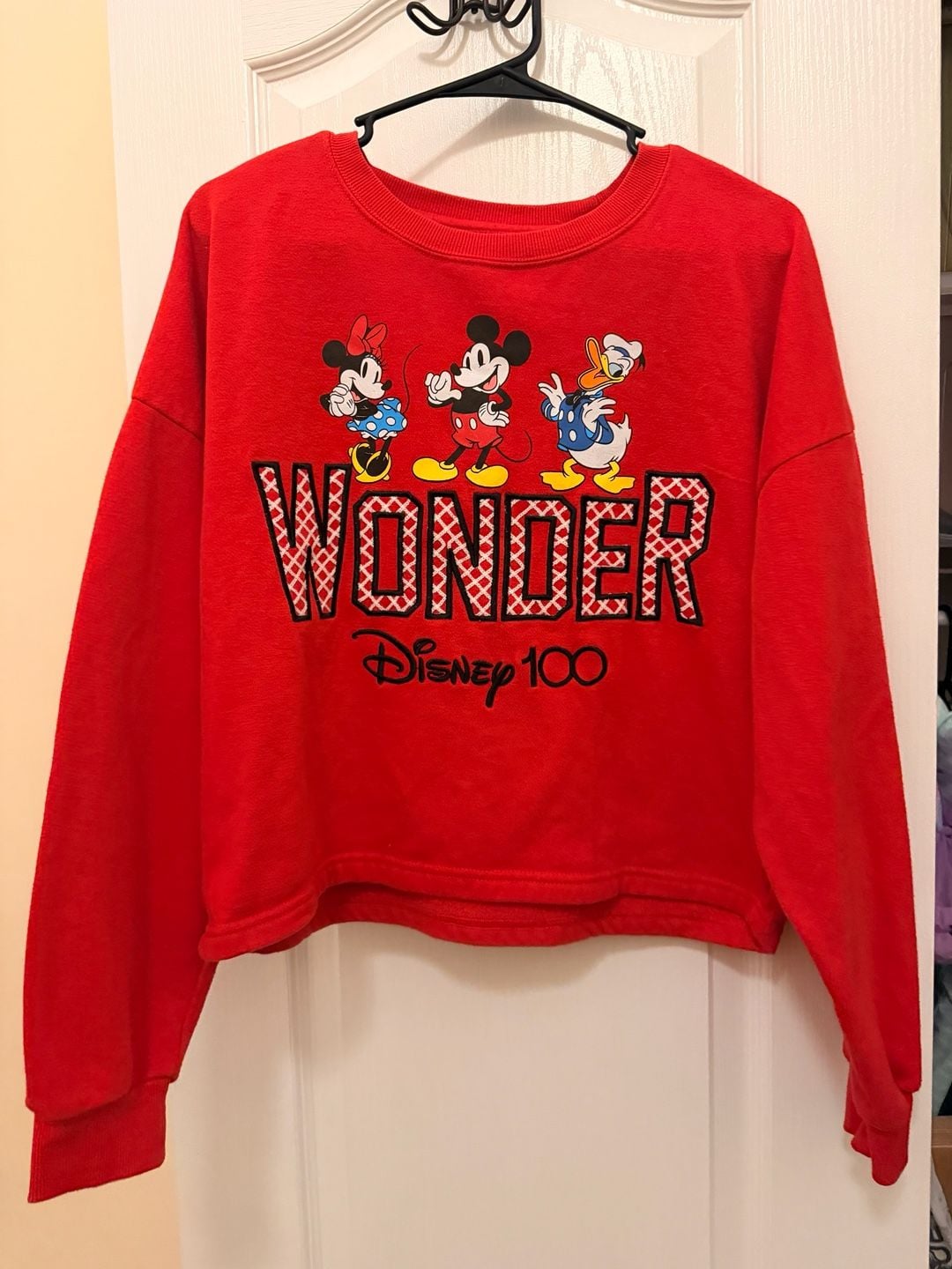 Disney 100 Wonder Sweatshirt Size L Mickey Minnie Donald Red Crop 1