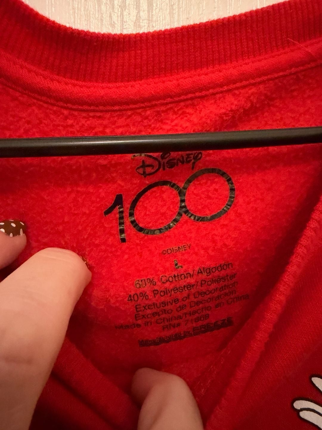 Disney 100 Wonder Sweatshirt Size L Mickey Minnie Donald Red Crop 3