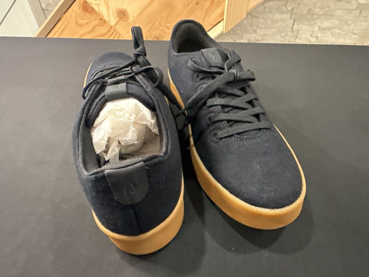Allbirds Wool Cruiser Select Size 10.5 Natural Black Gum 3