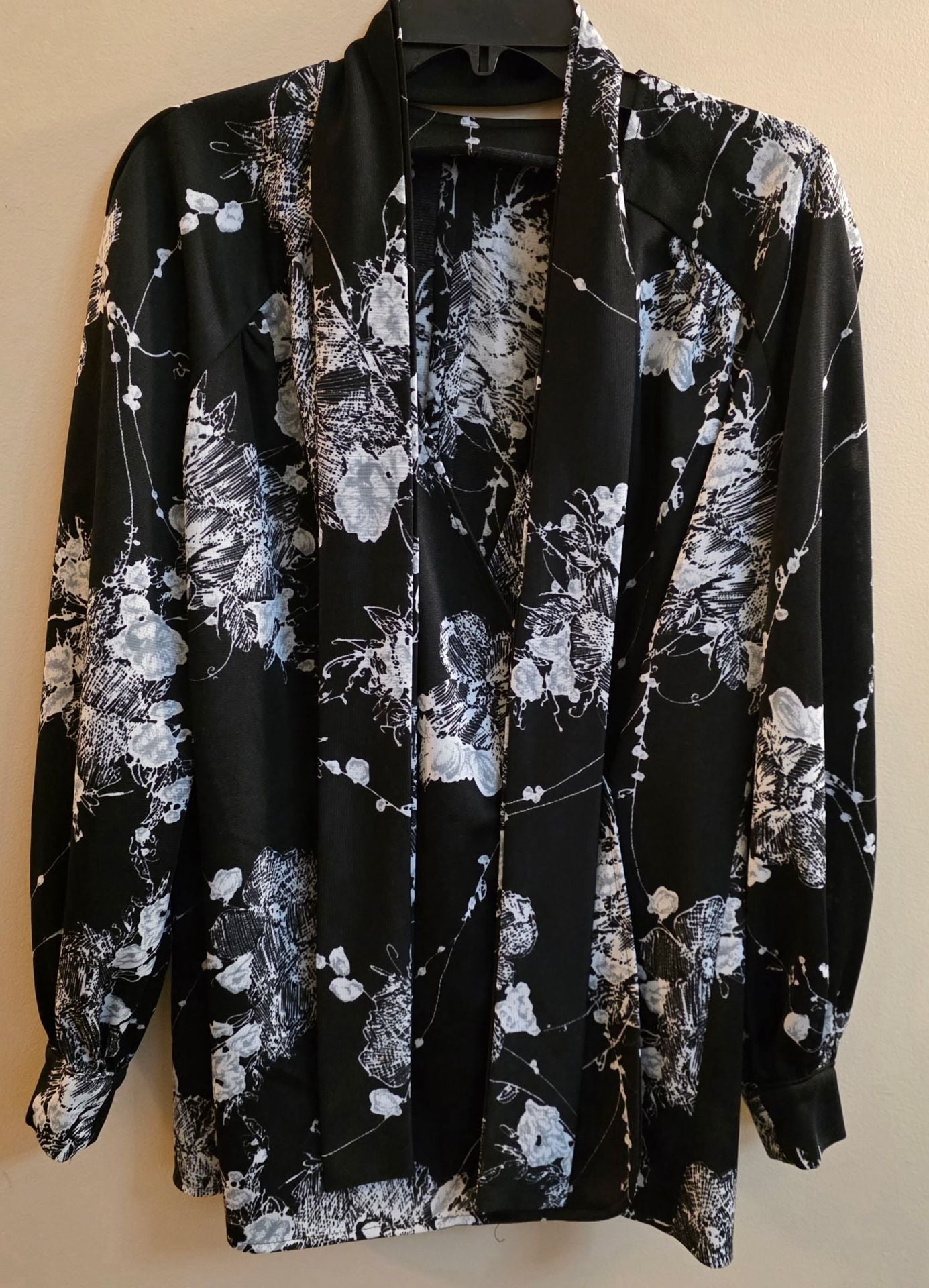 JM Collection Floral Print Tie Neck Blouse Black White 2