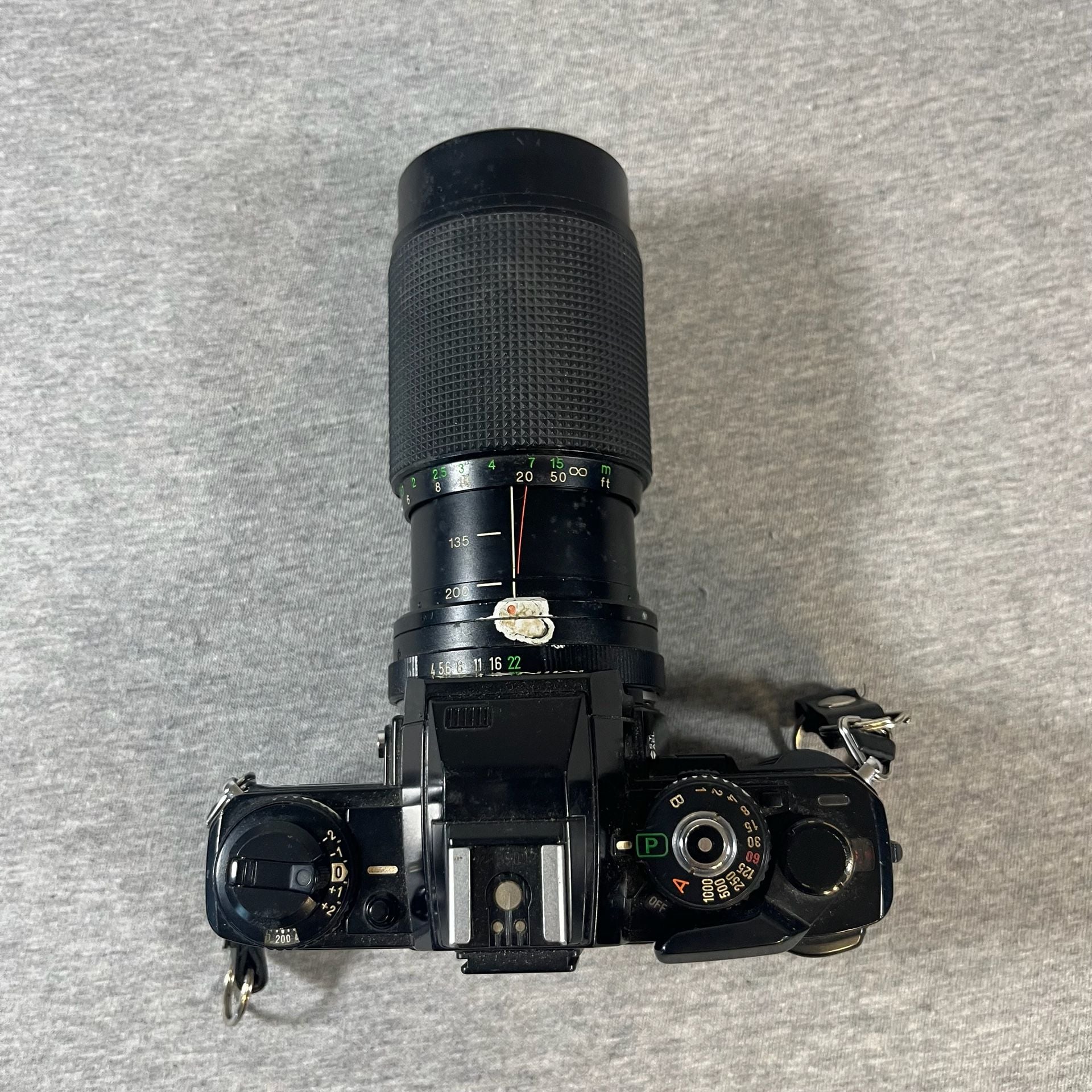 Minolta X-700 35mm SLR Film Camera with 80-200 mm Macro Focusing Zoom Lens 2