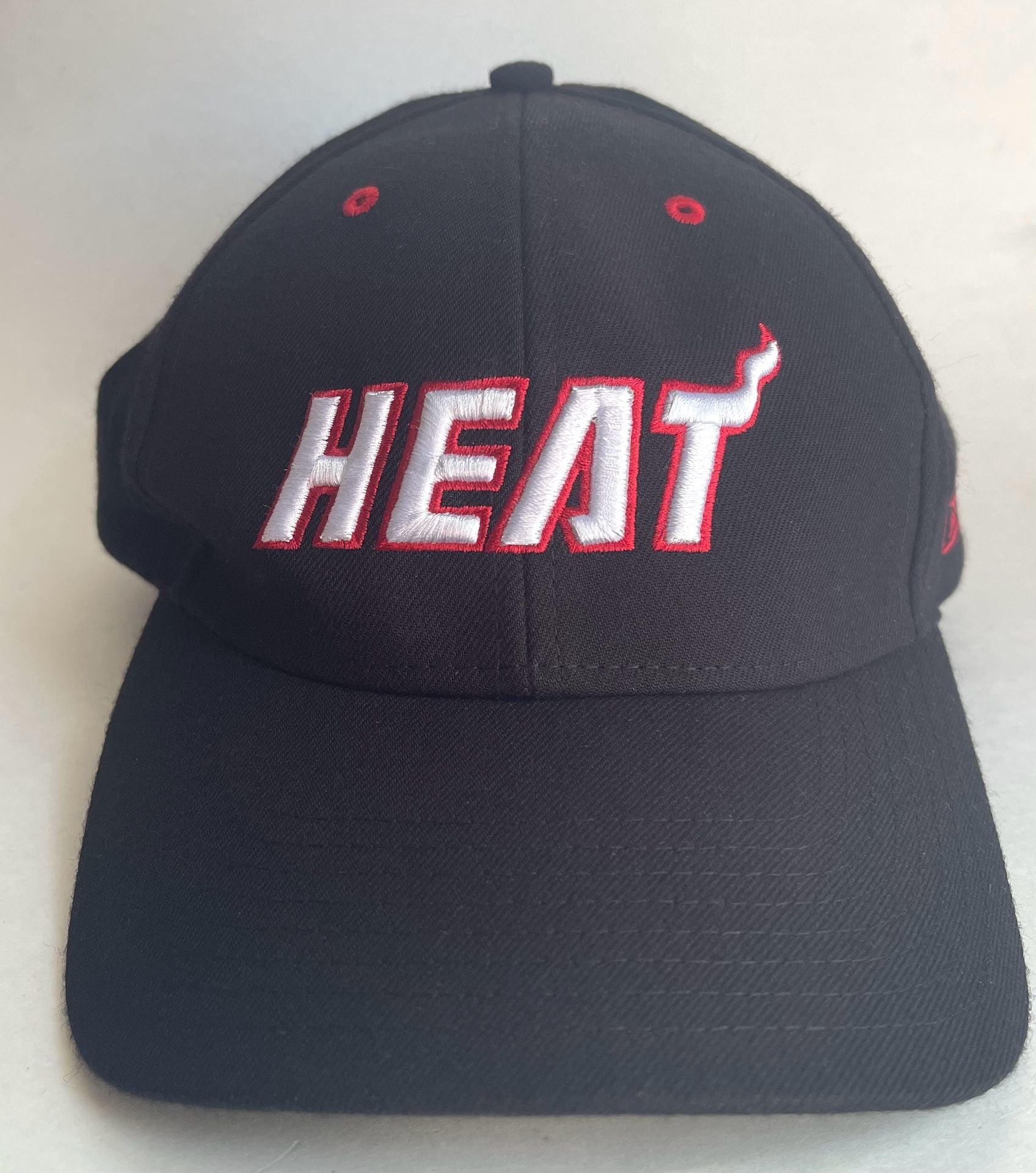 Miami Heat Reebok Select Series Vintage Strapback Cap Hat 2