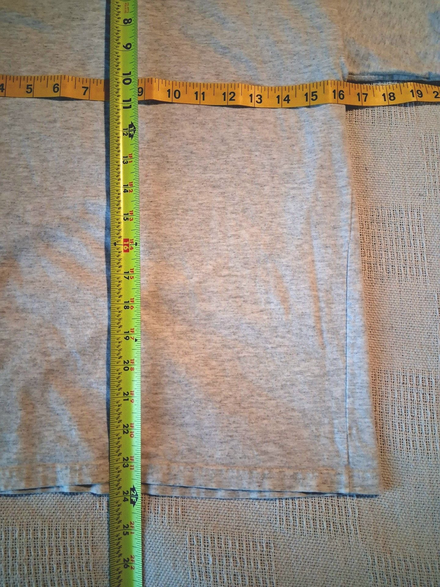 Green Giant Lil Sprout Graphic T-Shirt Gray 6