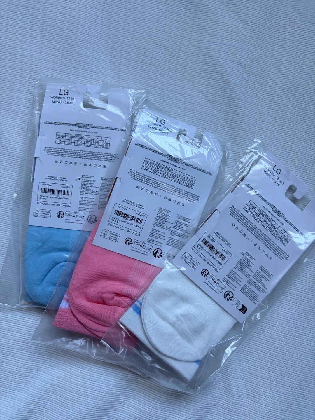 Alo Yoga Unisex Half-Crew Sock Size LG Lot of 3 5
