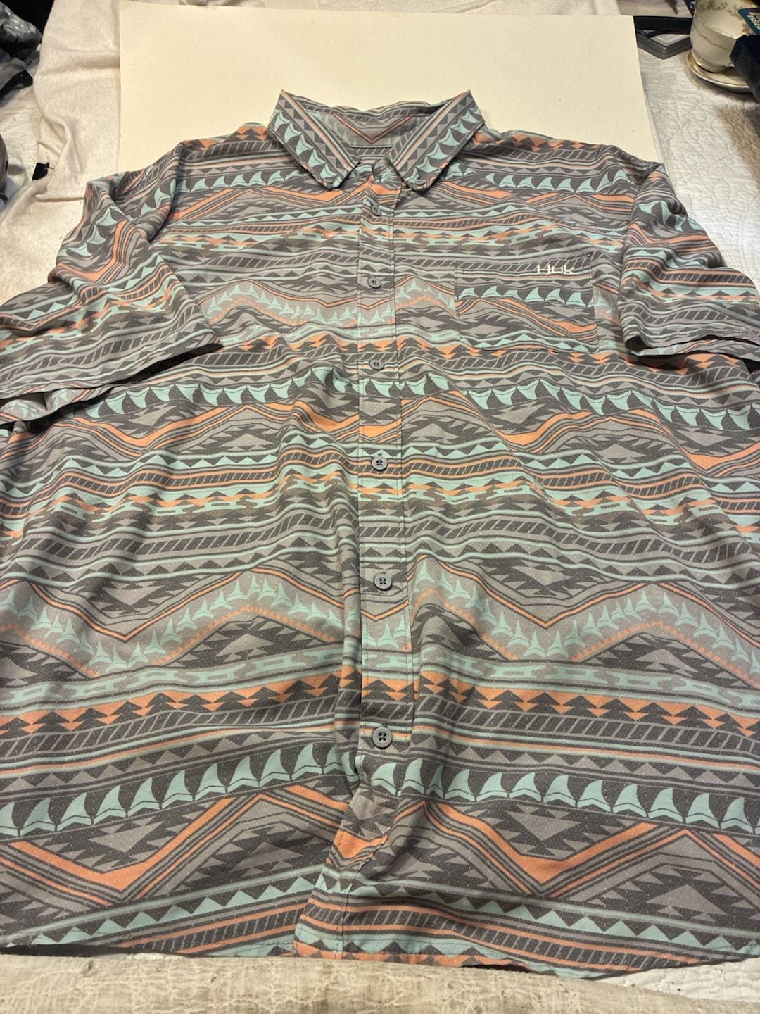 Huk Kona Performance Button Shirt Size 2XL Aztec Print 2
