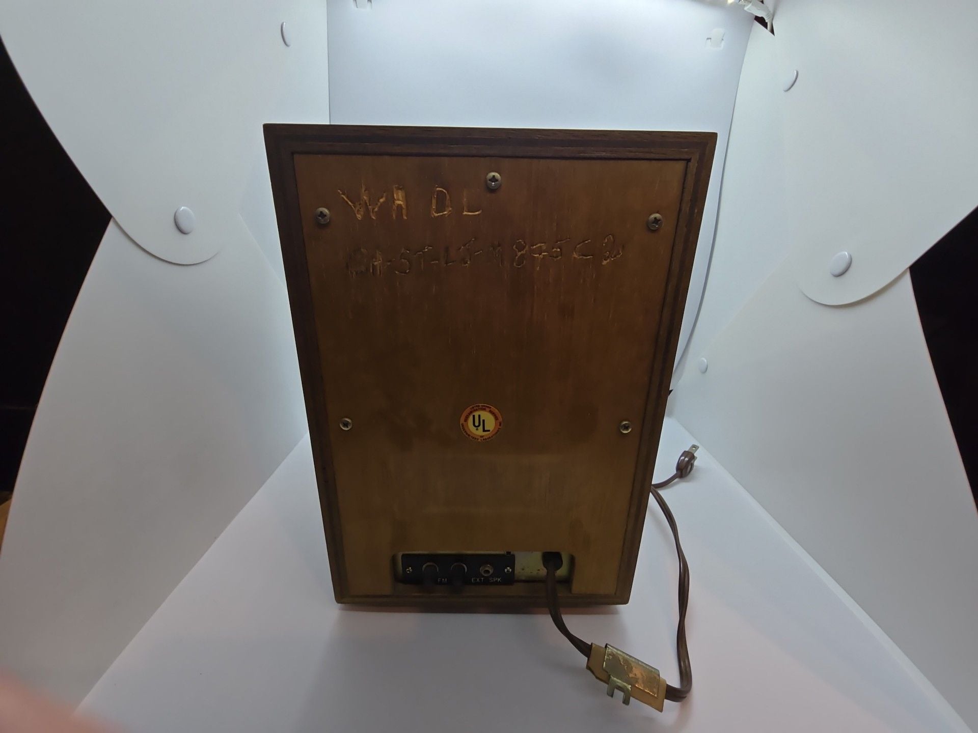RCA RZC-379W IC Acoustic Reflex AM/FM Table Radio Vintage Wood Grain 4