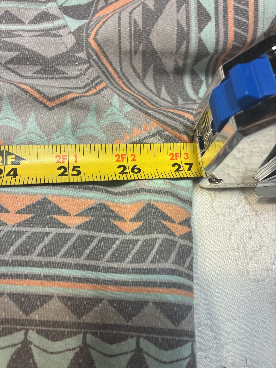 Huk Kona Performance Button Shirt Size 2XL Aztec Print 7