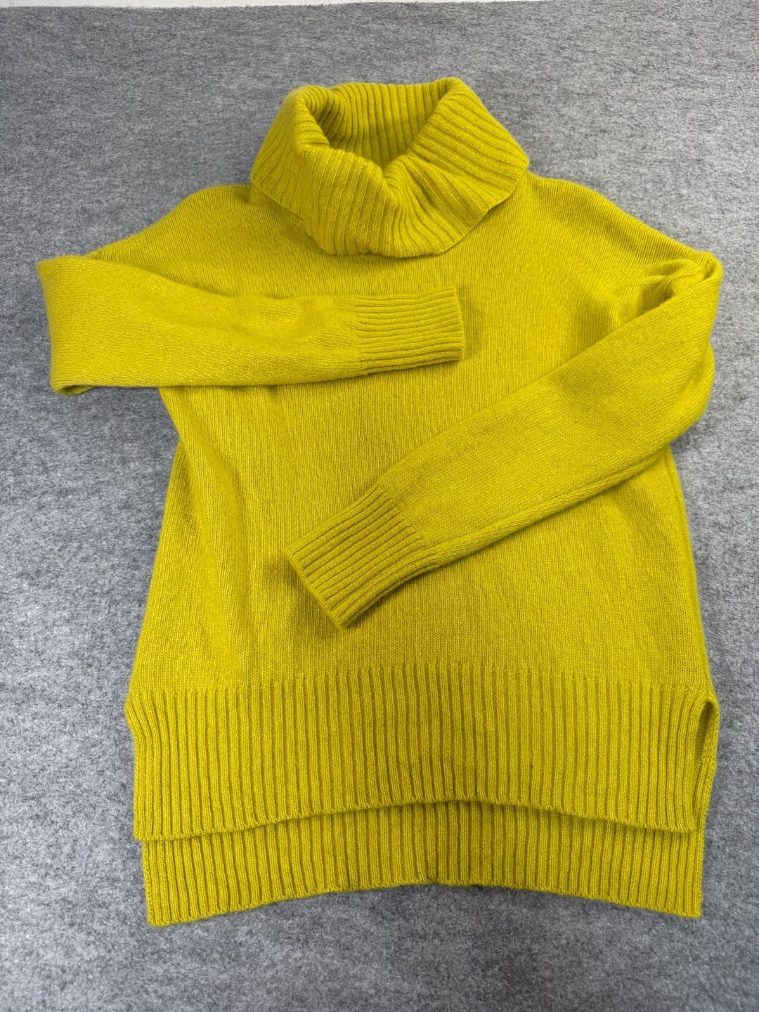 Bartolini Turtleneck Sweater Size XS Yellow Wool Cashmere Blend 2