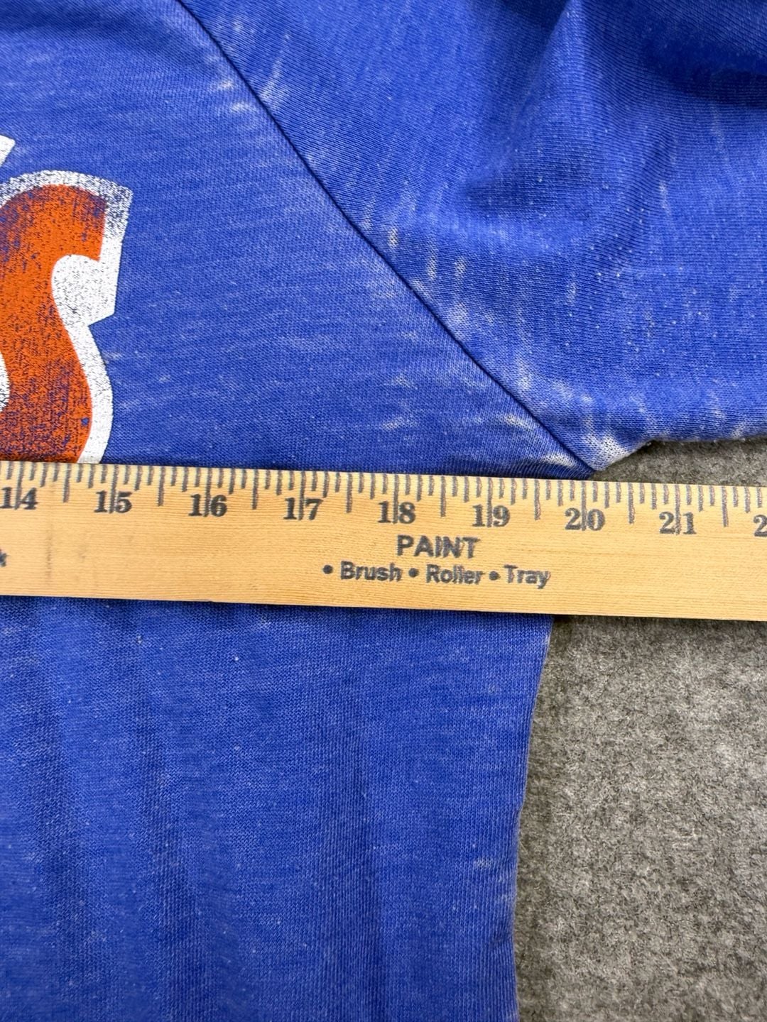 NBA New York Knicks Sweatshirt Size M Mineral Wash Blue Crewneck 6