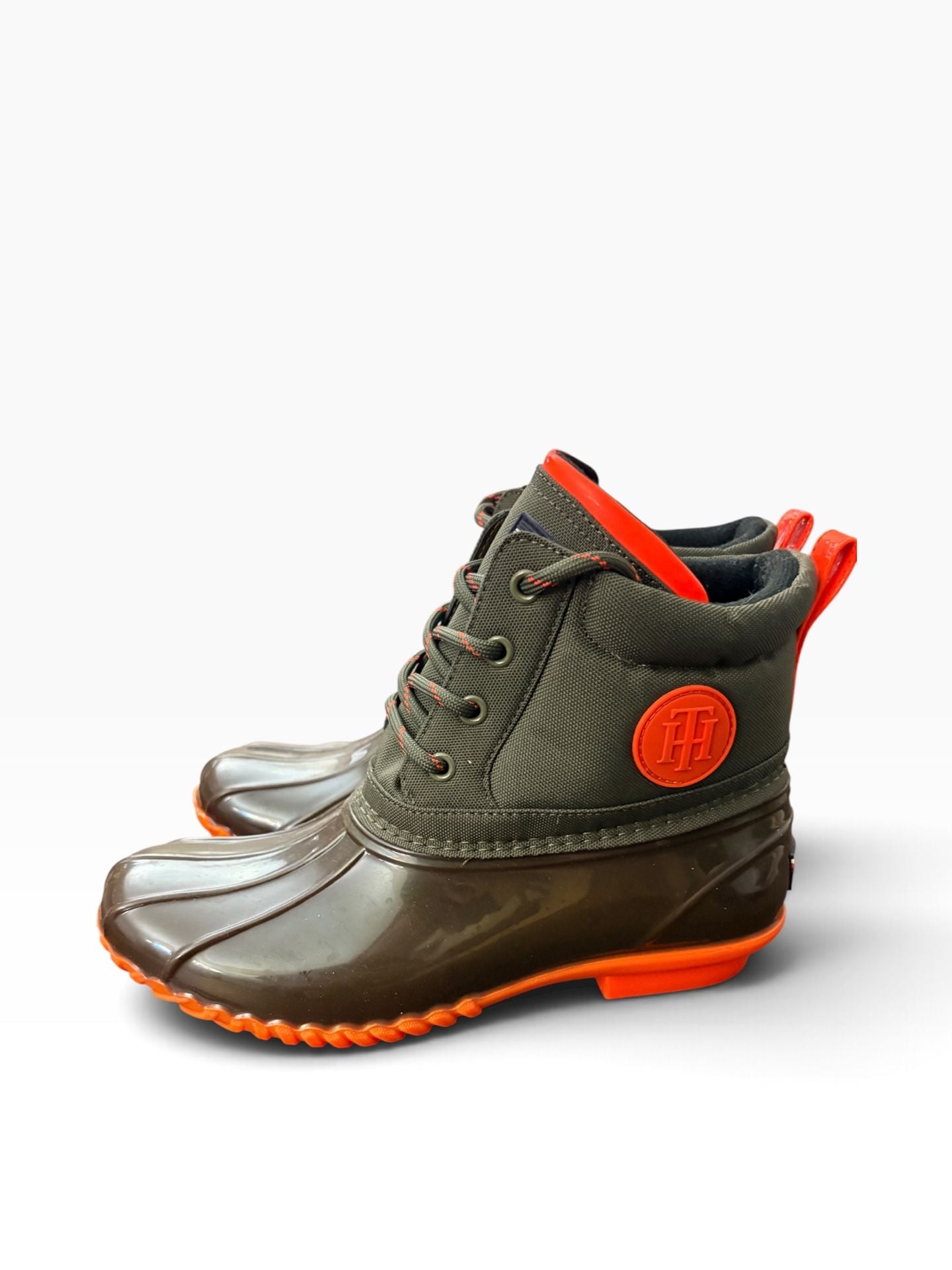 Tommy Hilfiger Twhilen-M Duck Boots Size 8M Olive Green Orange Rain Snow 14