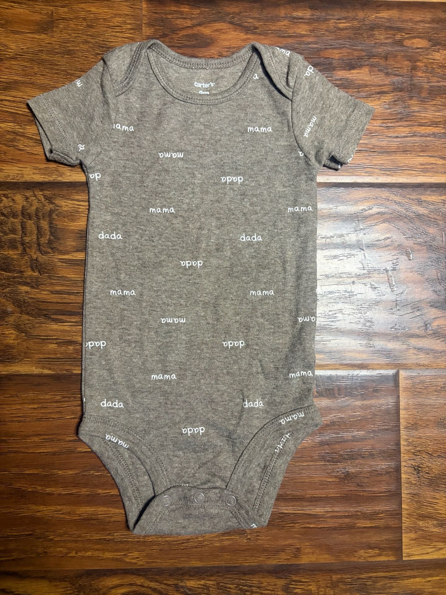 Carter's Bodysuit Size 9m Brown Mama Dada Print 2