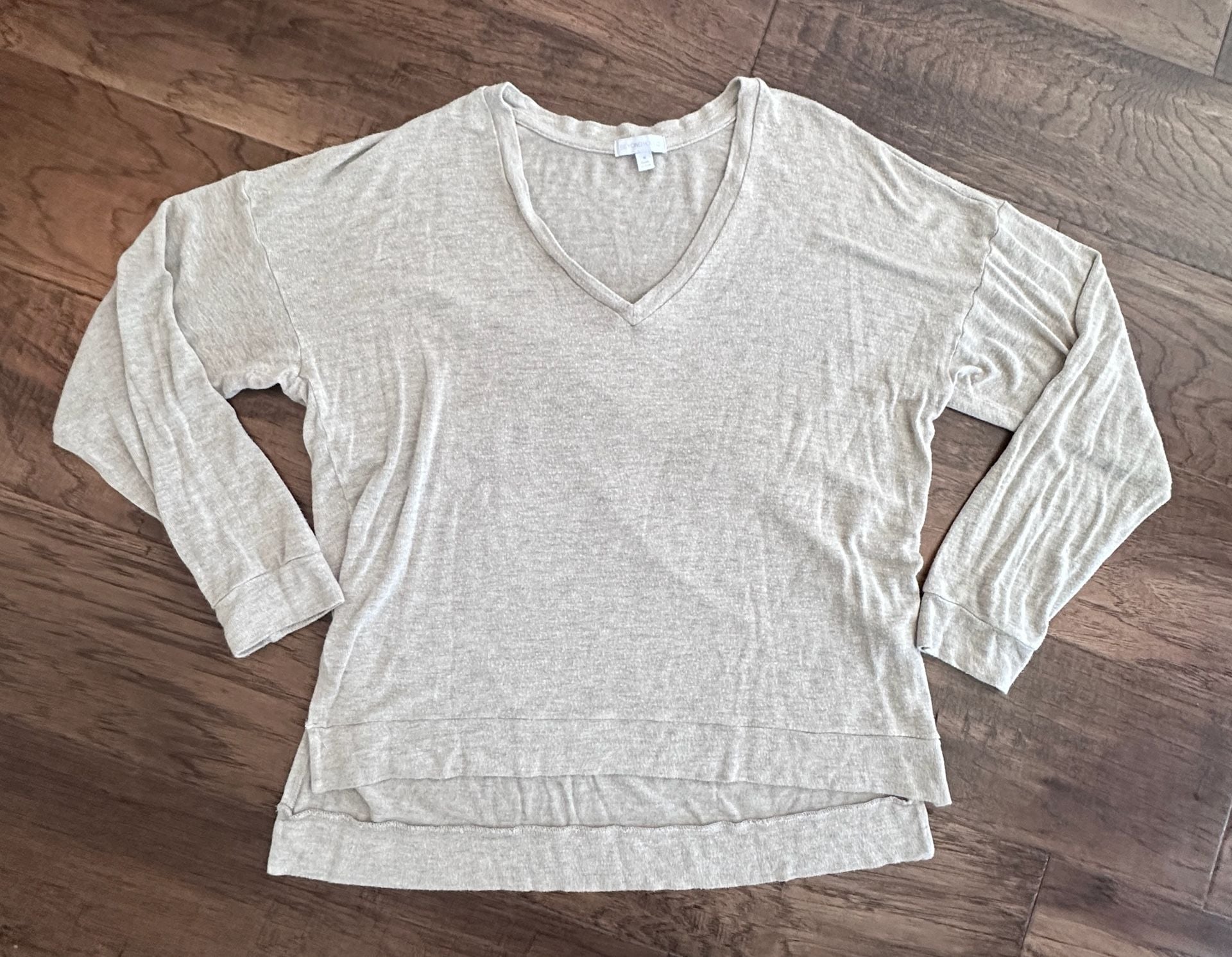 Beyond Yoga Luxelayer Pullover Size M Heather Gray Top 3