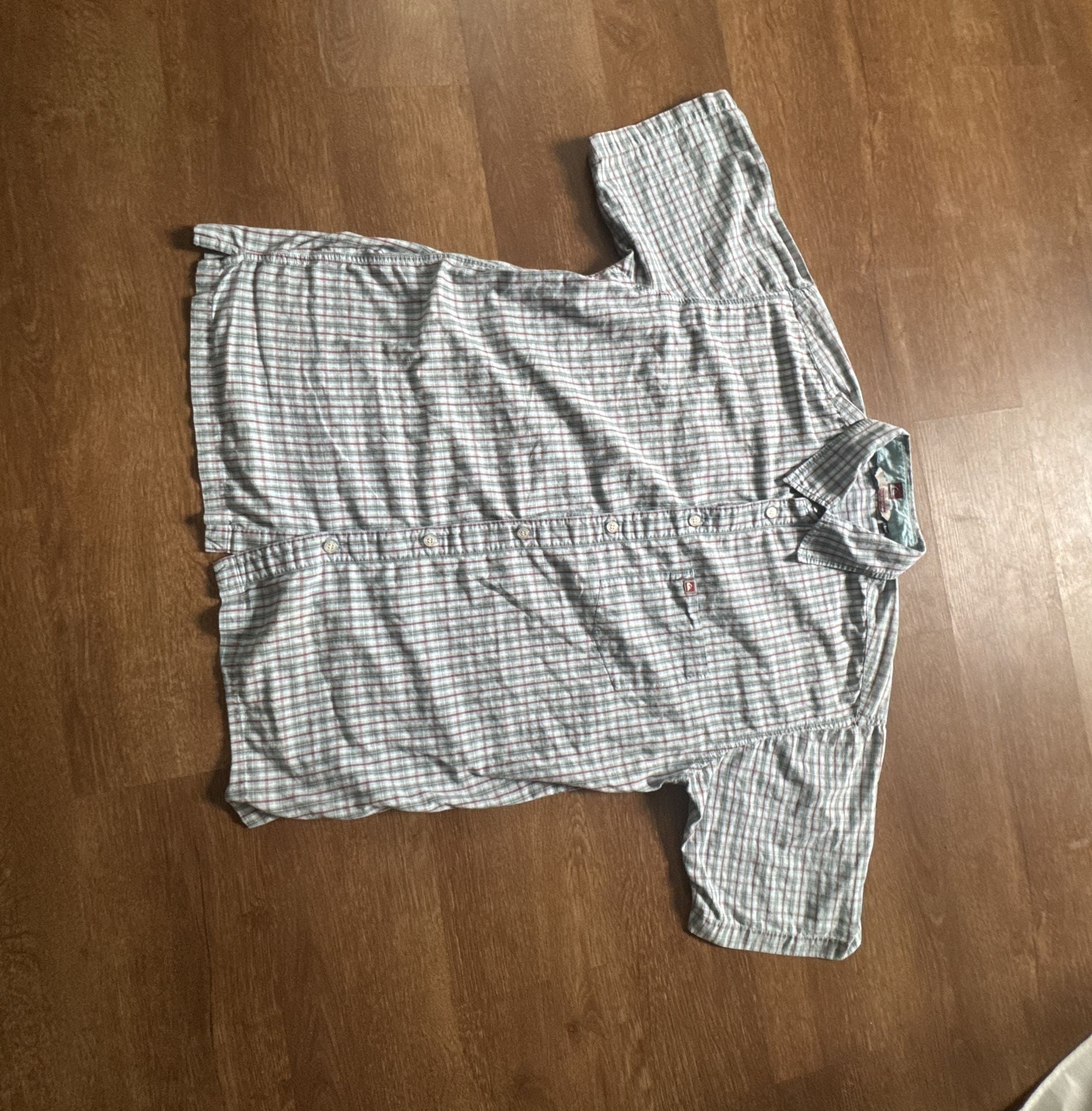 Quiksilver Plaid Button-Up Short Sleeve Shirt Size L Blue Red 2