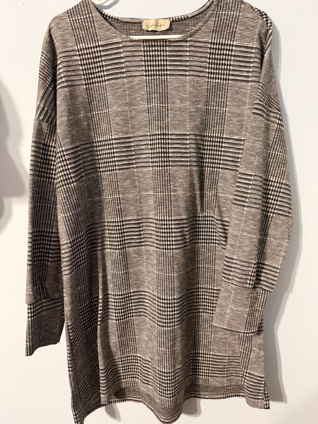 Charlie Paige Tunic Top Black White Houndstooth Plaid Long Sleeve 3