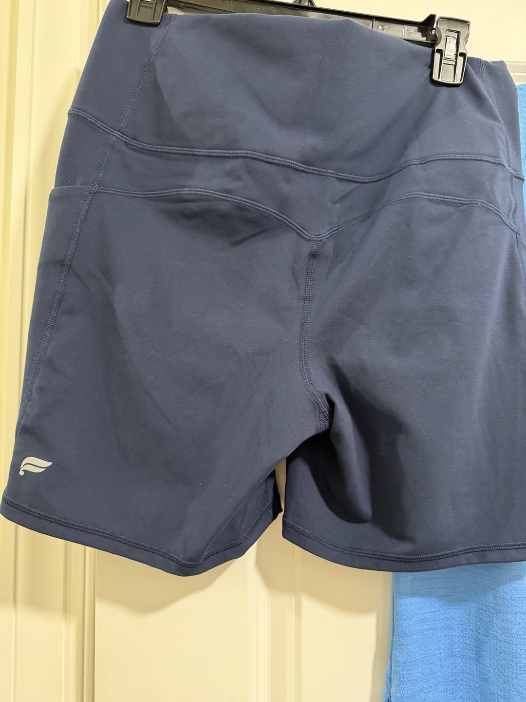 Spyder Active T-Shirt & Fabletics biker shorts size xxl 9