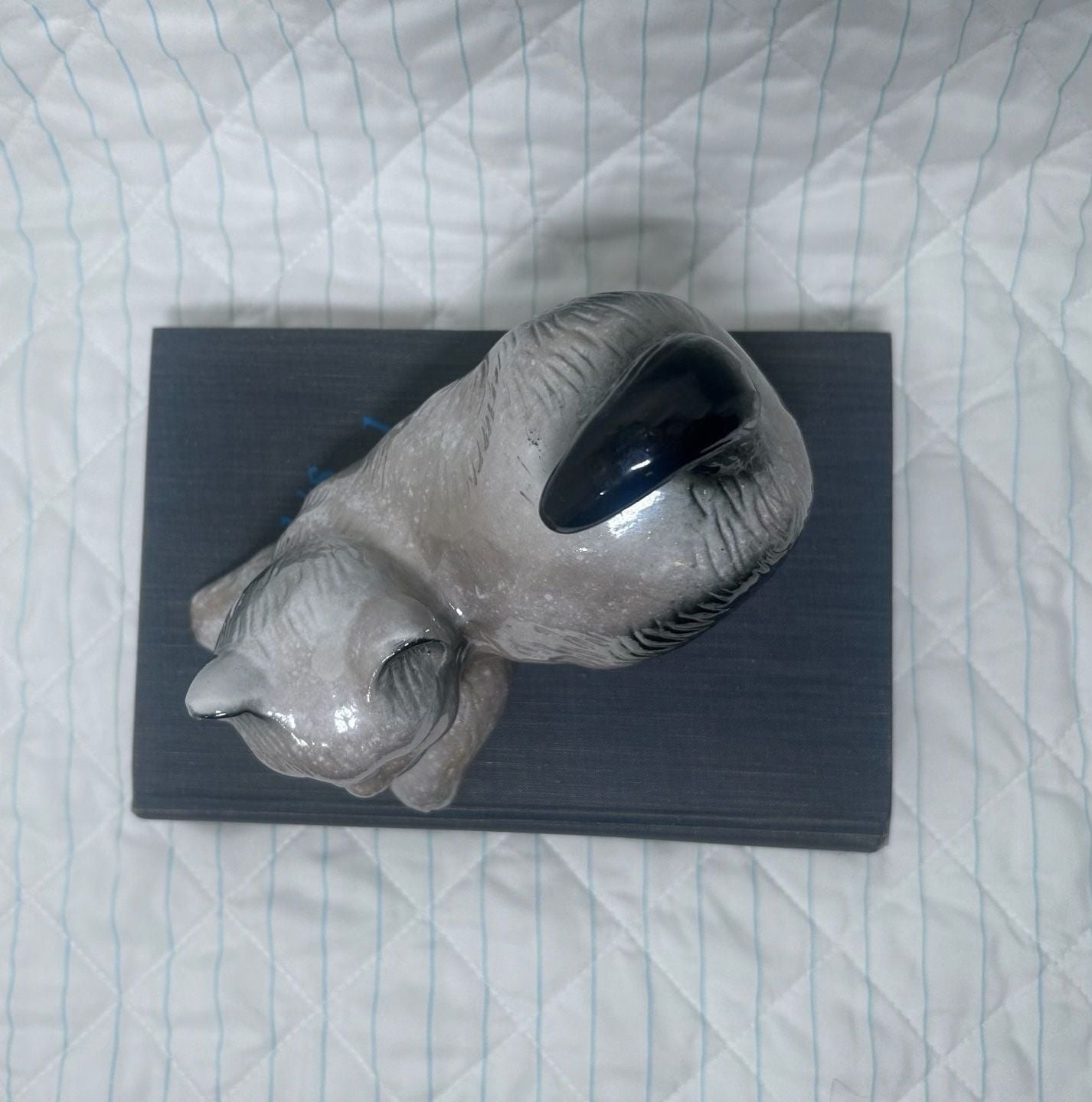 Vintage Ceramic Stretching Kitten Figurine Glossy Gray Cat Statue 2