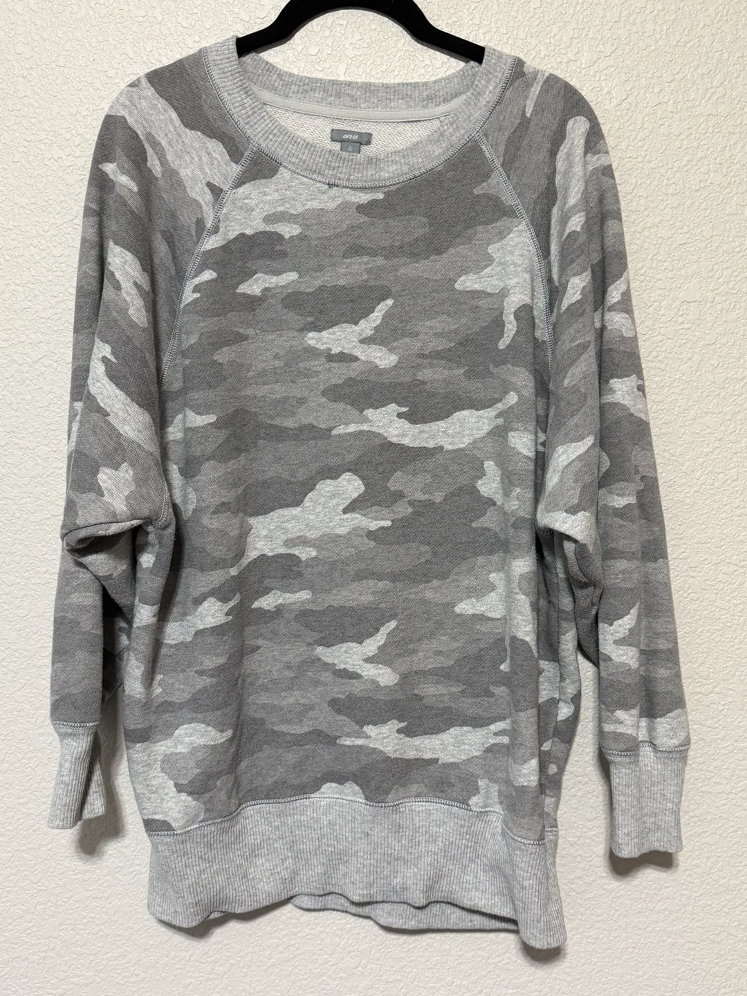 Aerie camouflage crew neck sweatshirt 5
