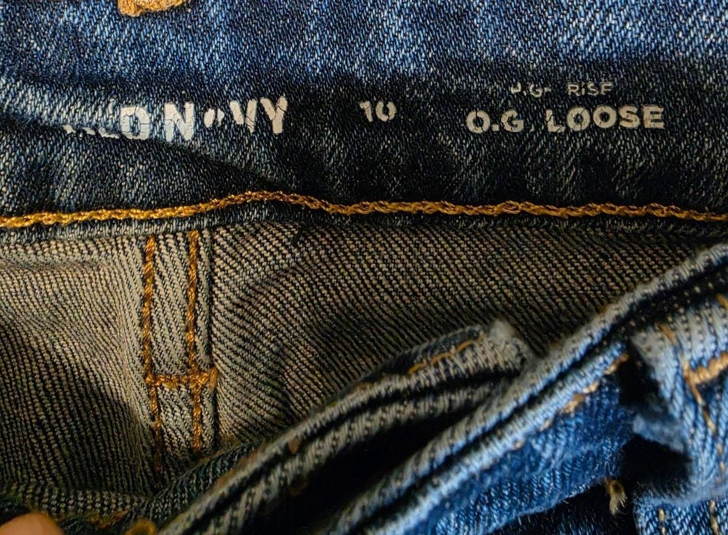 Old Navy O.G. Loose Size 10 Blue Denim Jeans 4