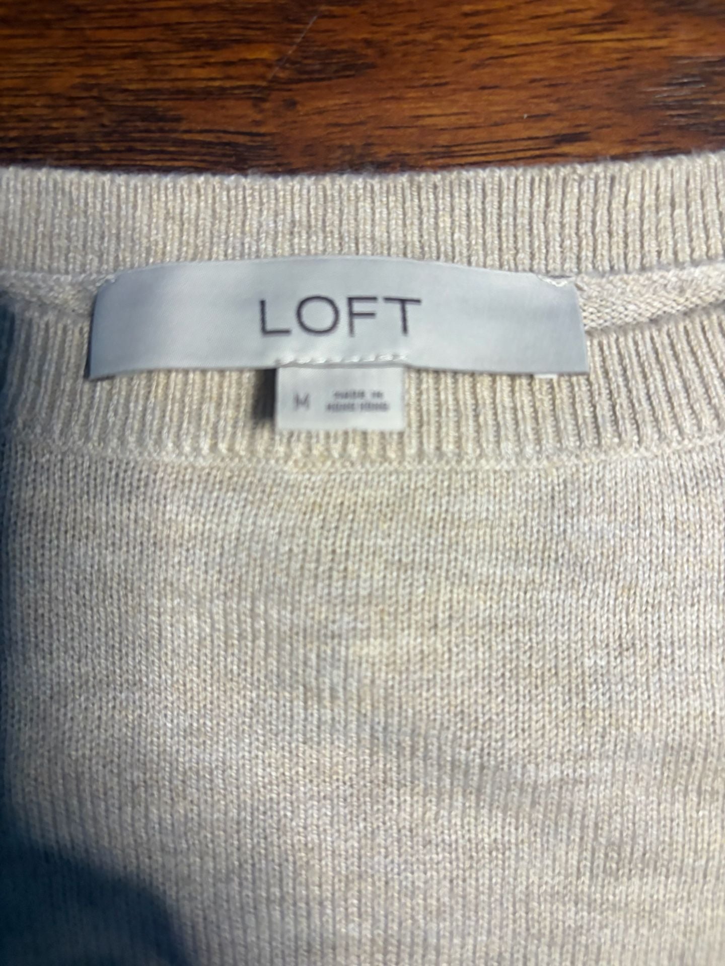 LOFT Squirrel Sweater Size M Beige Heart Tails Graphic Pullover 3