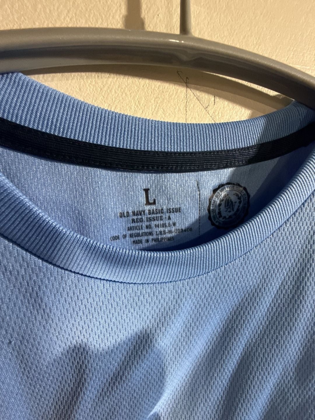 Old Navy Basic Issue T-Shirt Size L Blue Athletic Short Sleeve Top 4