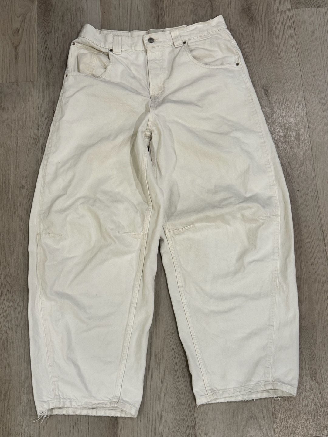 BDG RIH Mid-Rise Size 29 White Denim Jeans 2