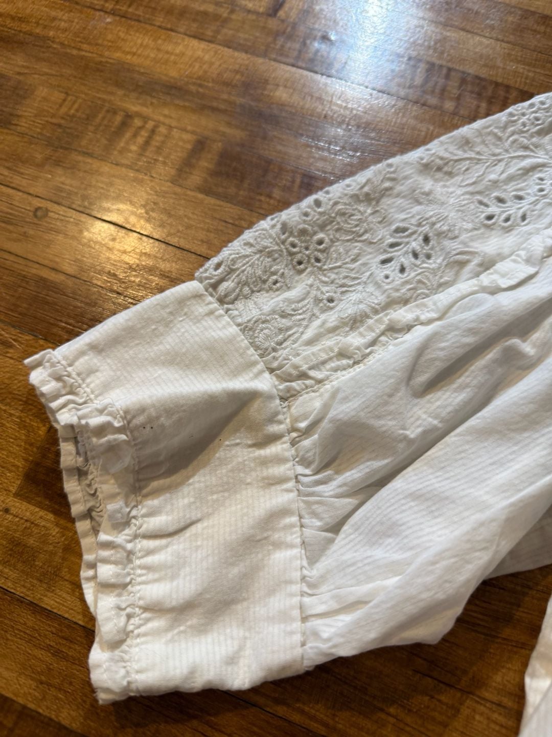 J.Crew Ruffle Neck Eyelet Embroidered Blouse Size L White (b1) 5