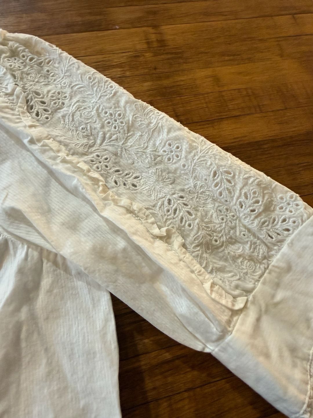 J.Crew Ruffle Neck Eyelet Embroidered Blouse Size L White (b1) 6