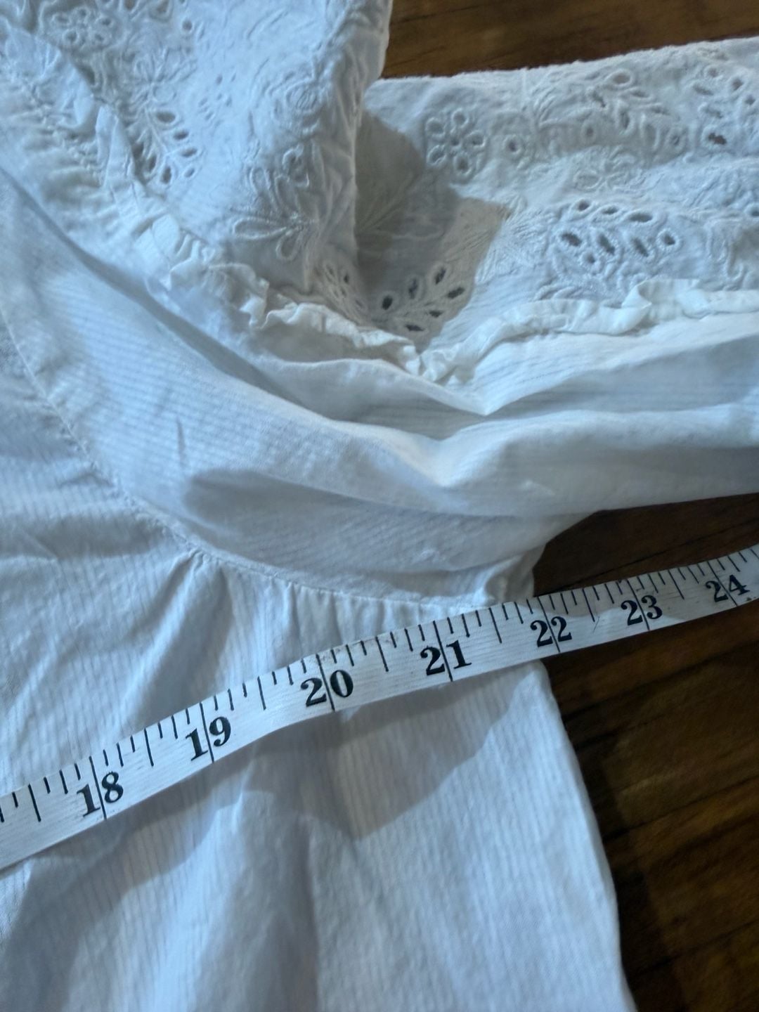 J.Crew Ruffle Neck Eyelet Embroidered Blouse Size L White (b1) 7