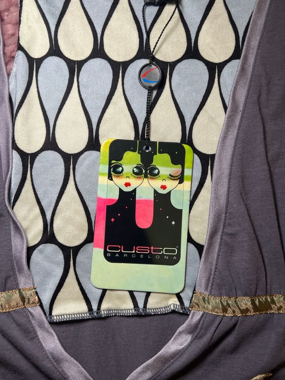 Custo Barcelona Y2K Vintage Graphic V Neck Top Gold Silver Size 4 L NWT 5