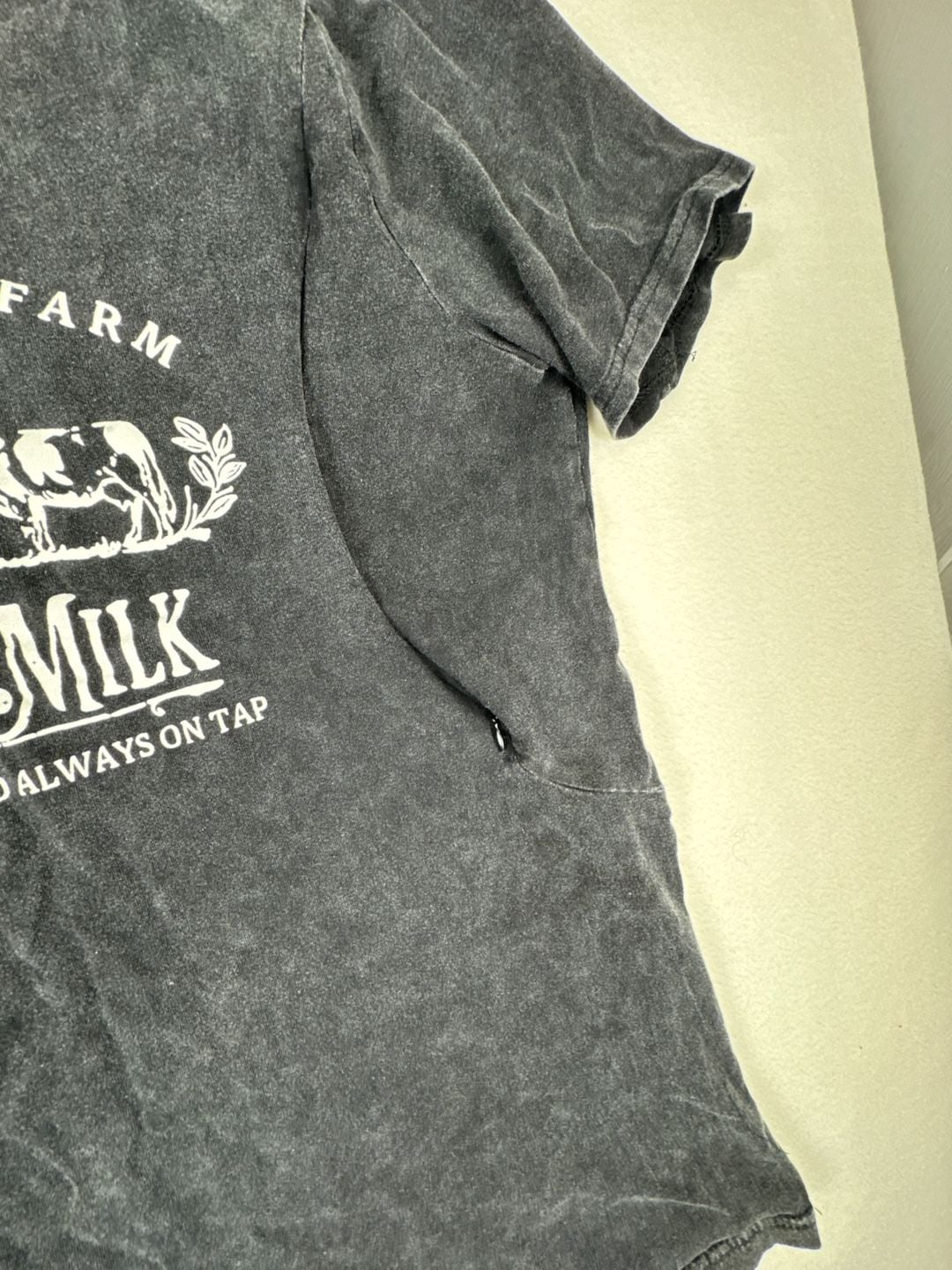 All Things Mama Designs Mama's Dairy Farm Nursing Tee Size XL Black 5
