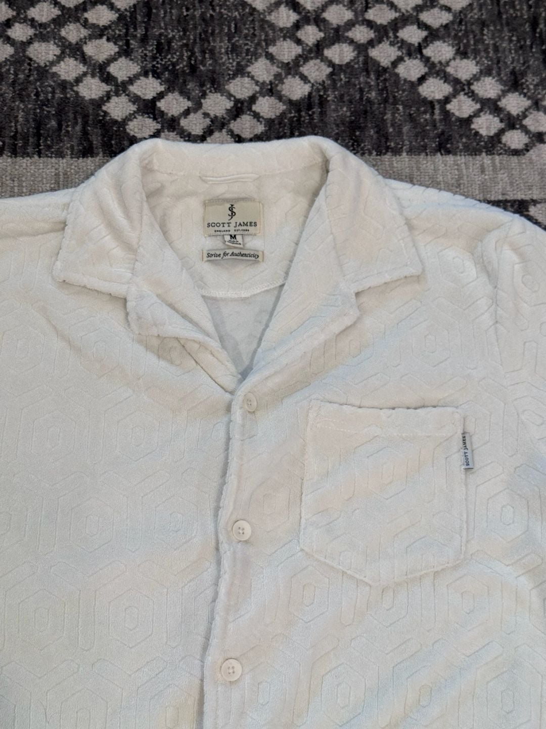 Scott James Short Sleeve Camp Shirt Size M Ivory Terry Towel 4