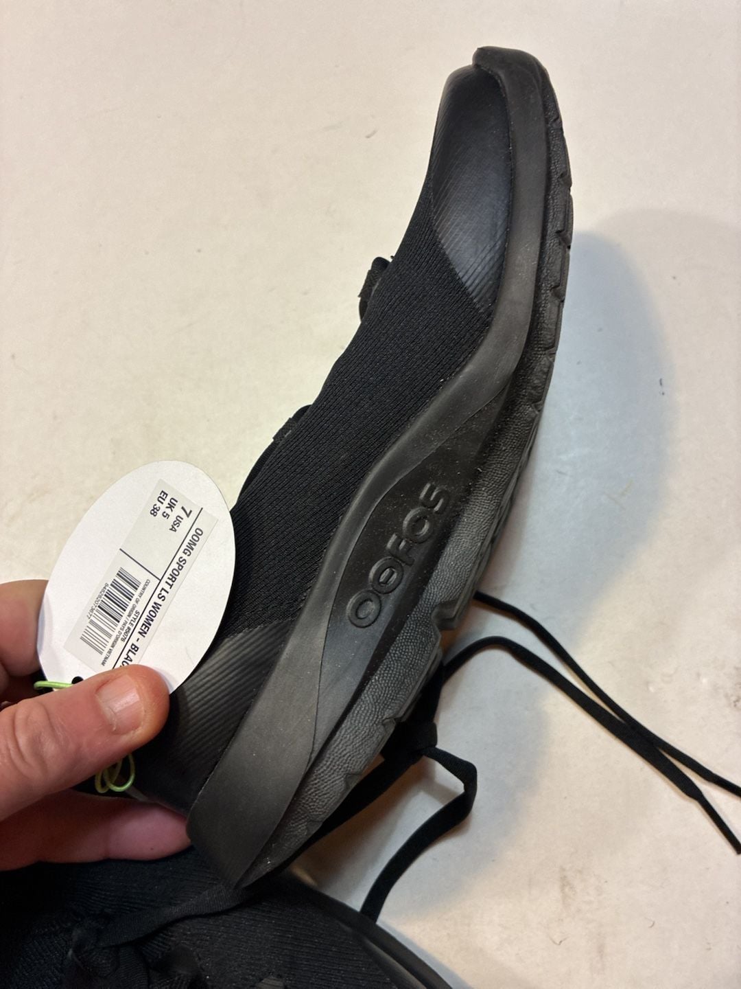 Oofos Oomg Sport Ls Size 7 Black Recovery Shoes 7