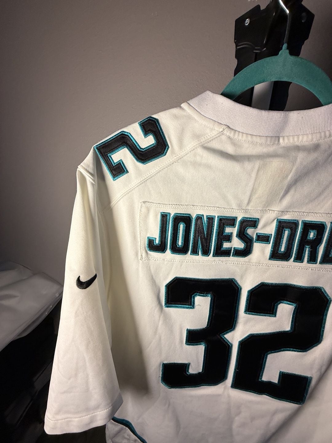 Nike Maurice Jones-Drew Jacksonville Jaguars Jersey Size L White 8